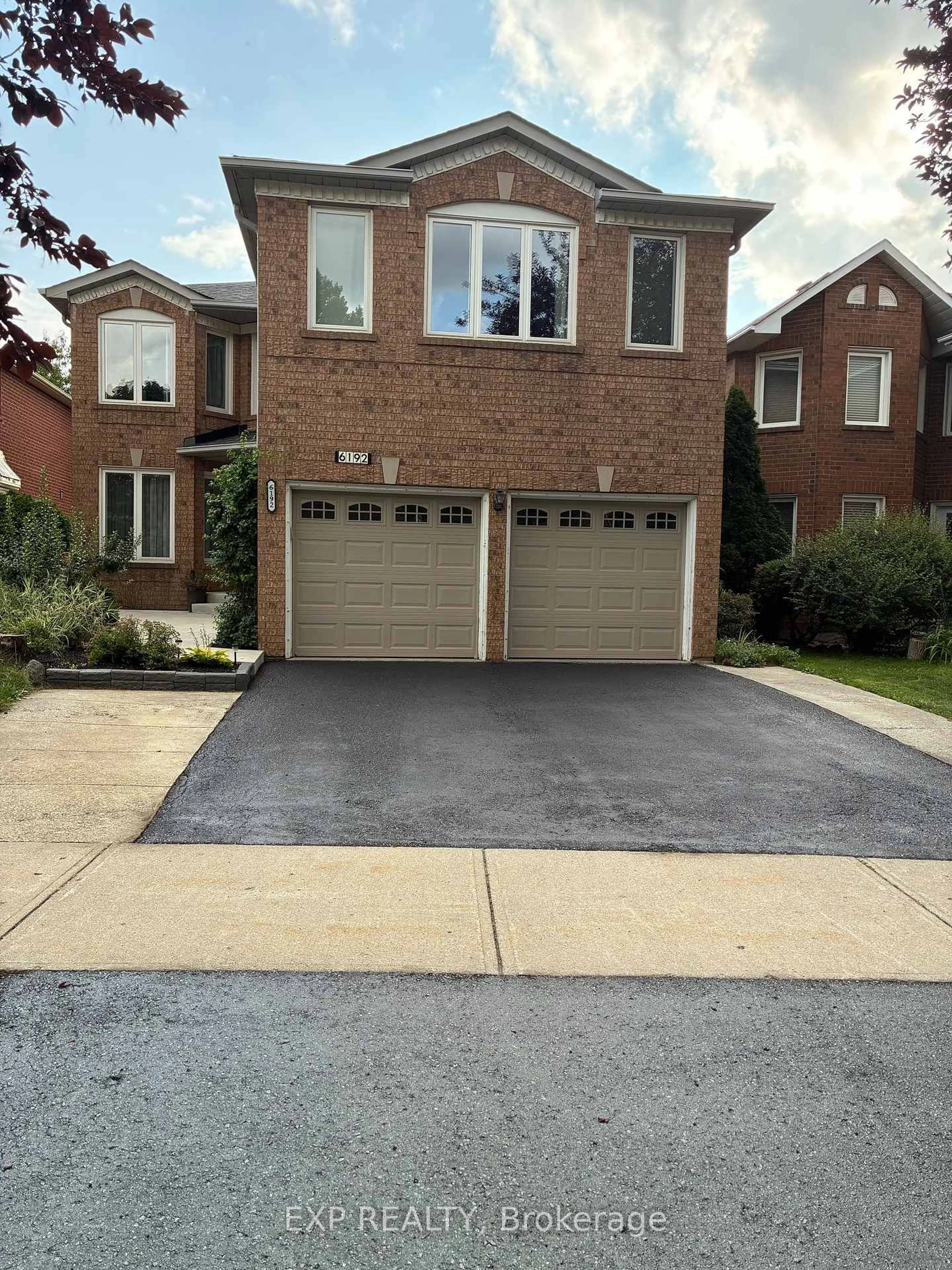 Home with brick exterior material, street for 6192 Duford Dr, Mississauga Ontario L5V 1A5