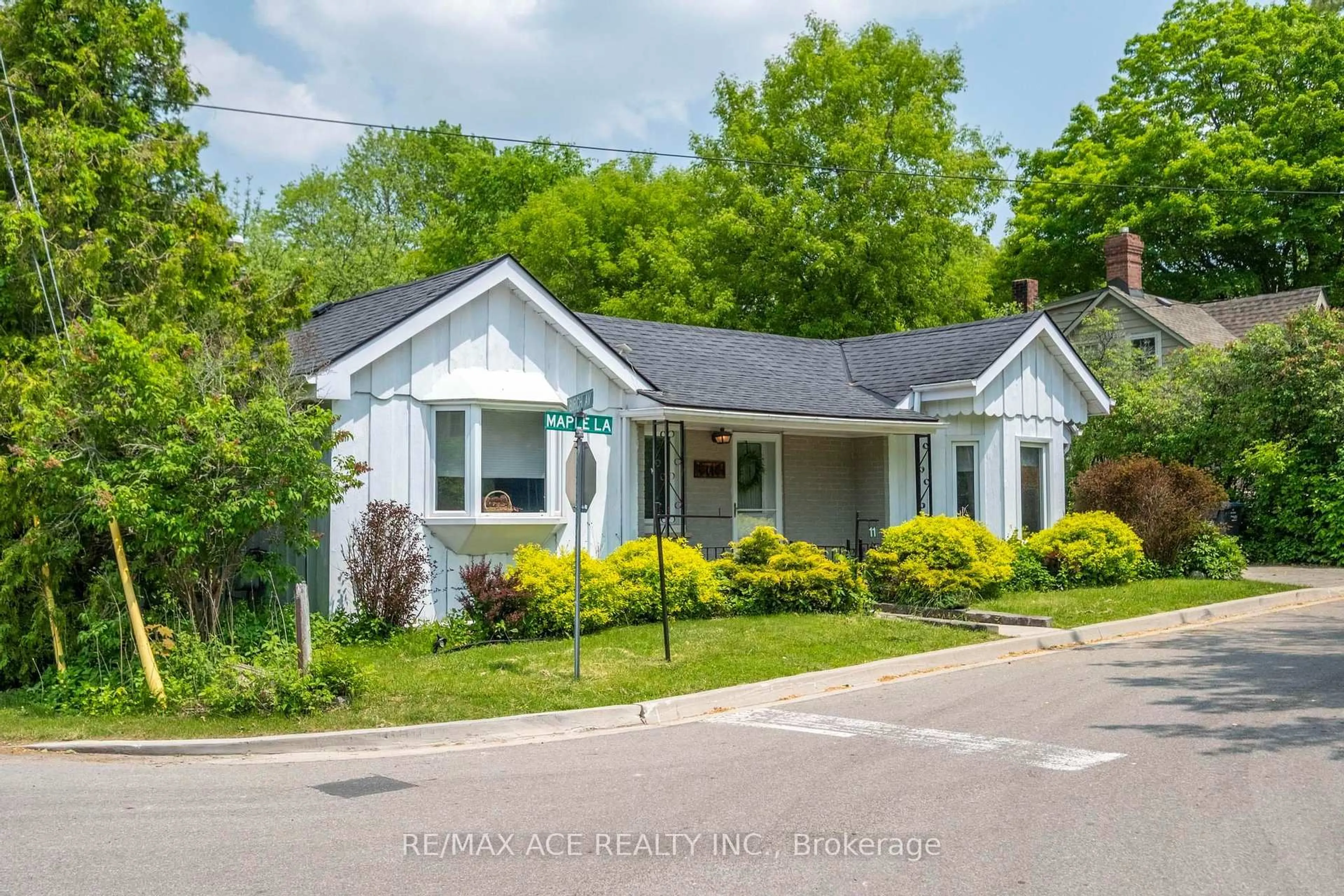 Unknown for 11 Maple Lane, Caledon Ontario L7E 0L3