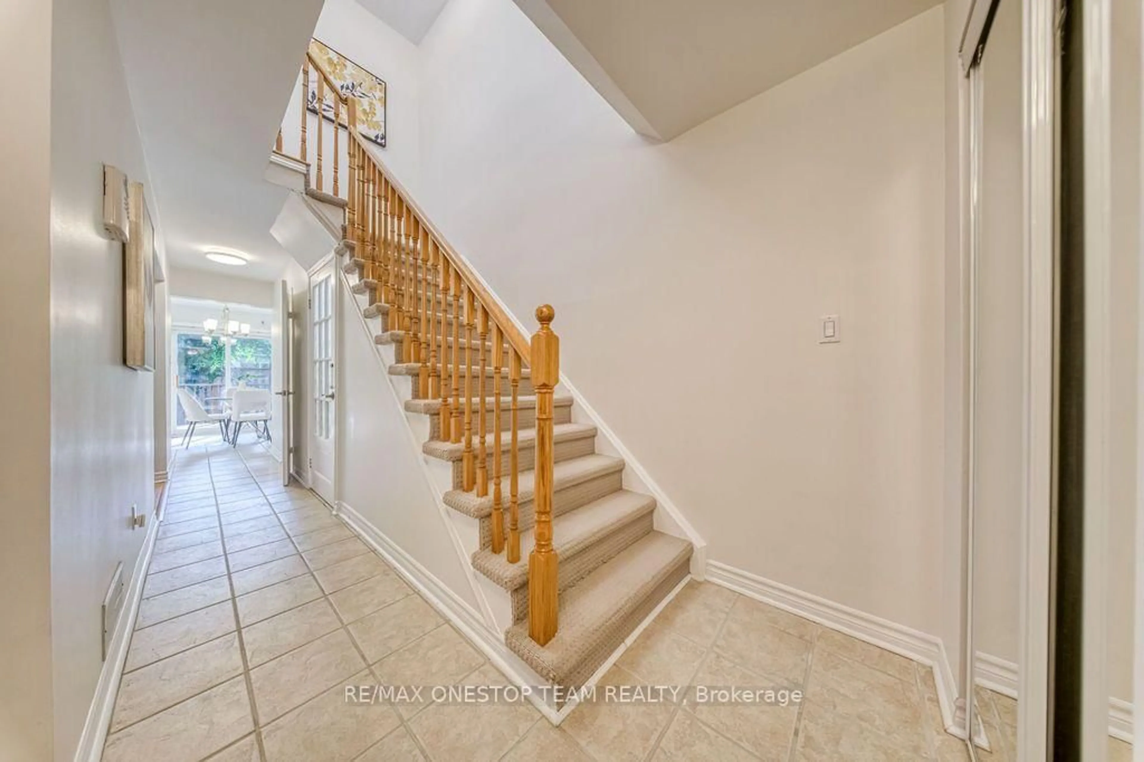 Unknown for 1376 Hazel Mccleary Dr, Oakville Ontario L6J 7B1