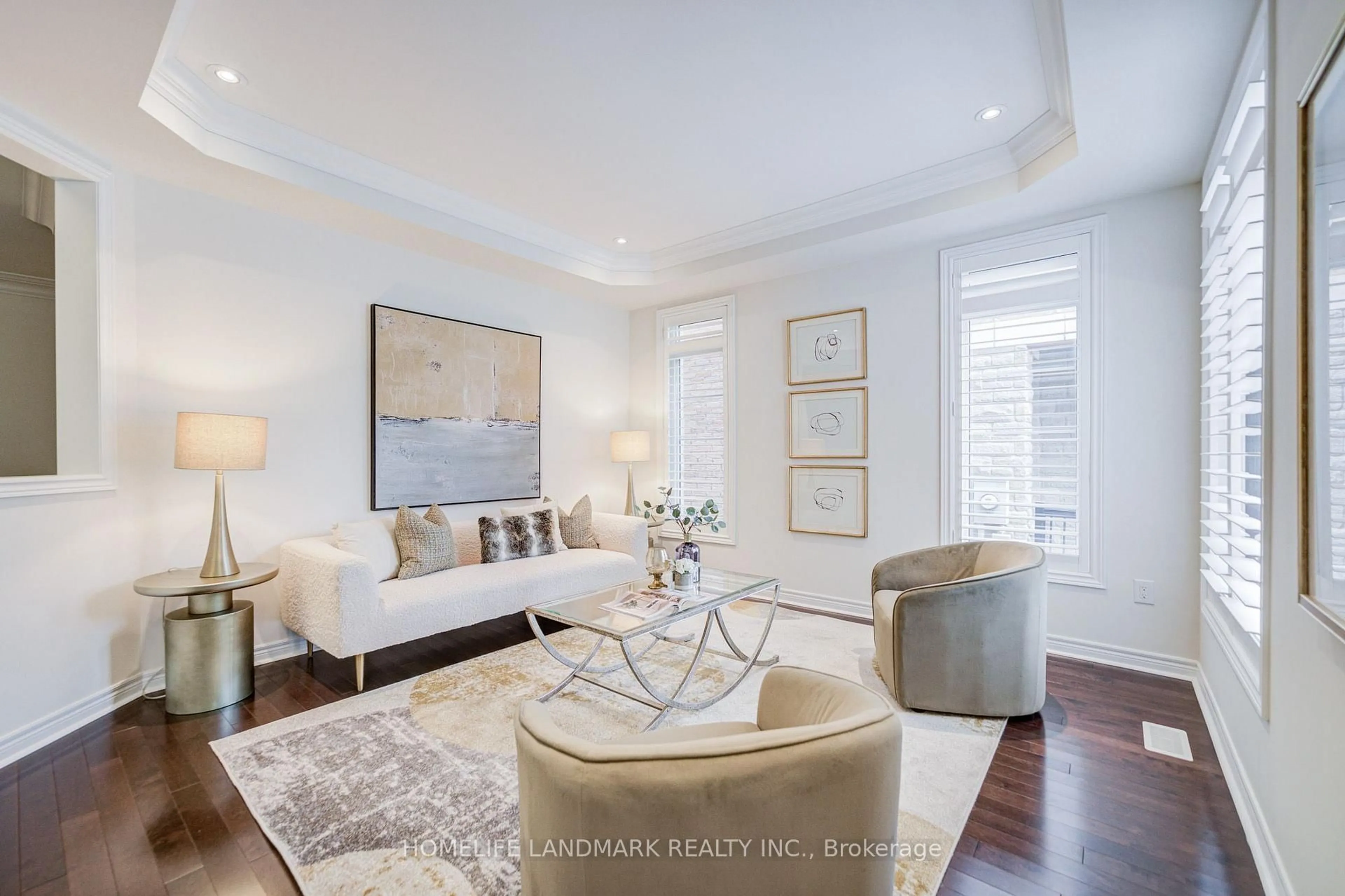 Living room with furniture, unknown for 95 Hoey Cres, Oakville Ontario L6M 0X1