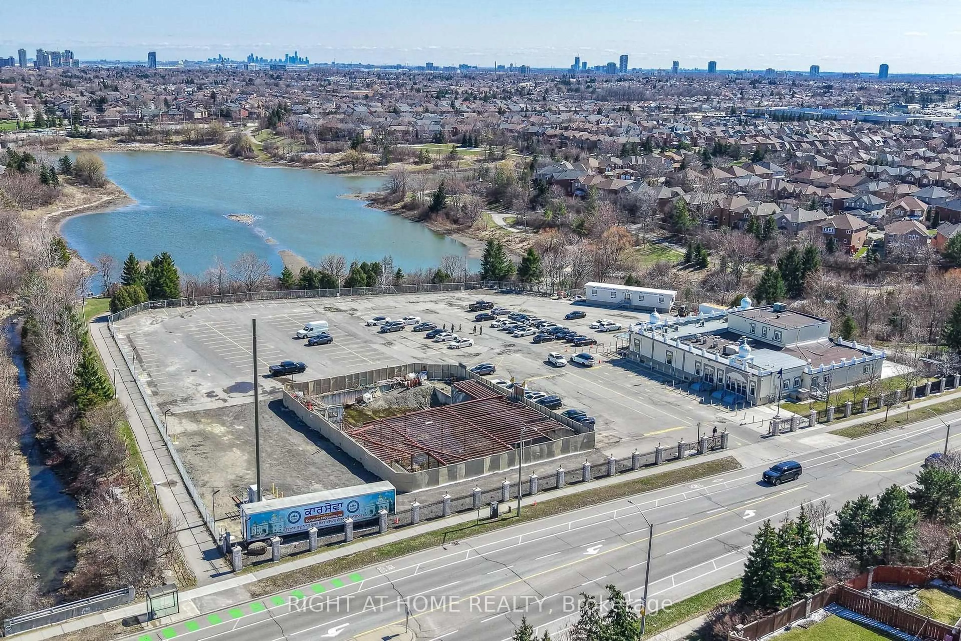 A pic from outside/outdoor area/front of a property/back of a property/a pic from drone, unknown for 12 Anglers Catch Lane, Brampton Ontario L6R 2A5