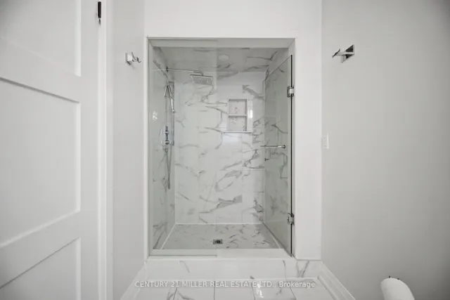 689 Macbeth Hts, Mississauga 5