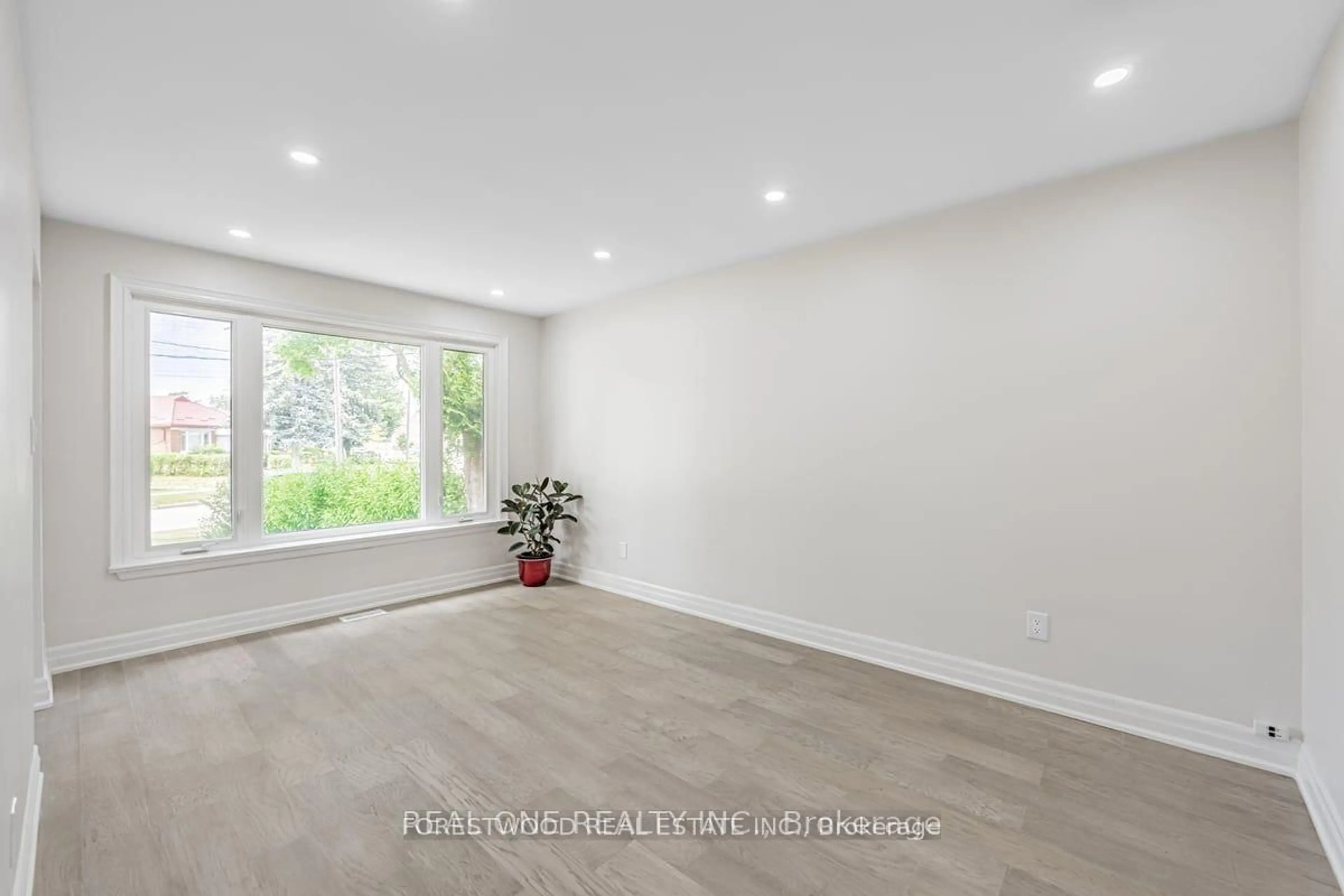 A pic of a room for 27 Snaresbrook Dr, Toronto Ontario M9W 2N5