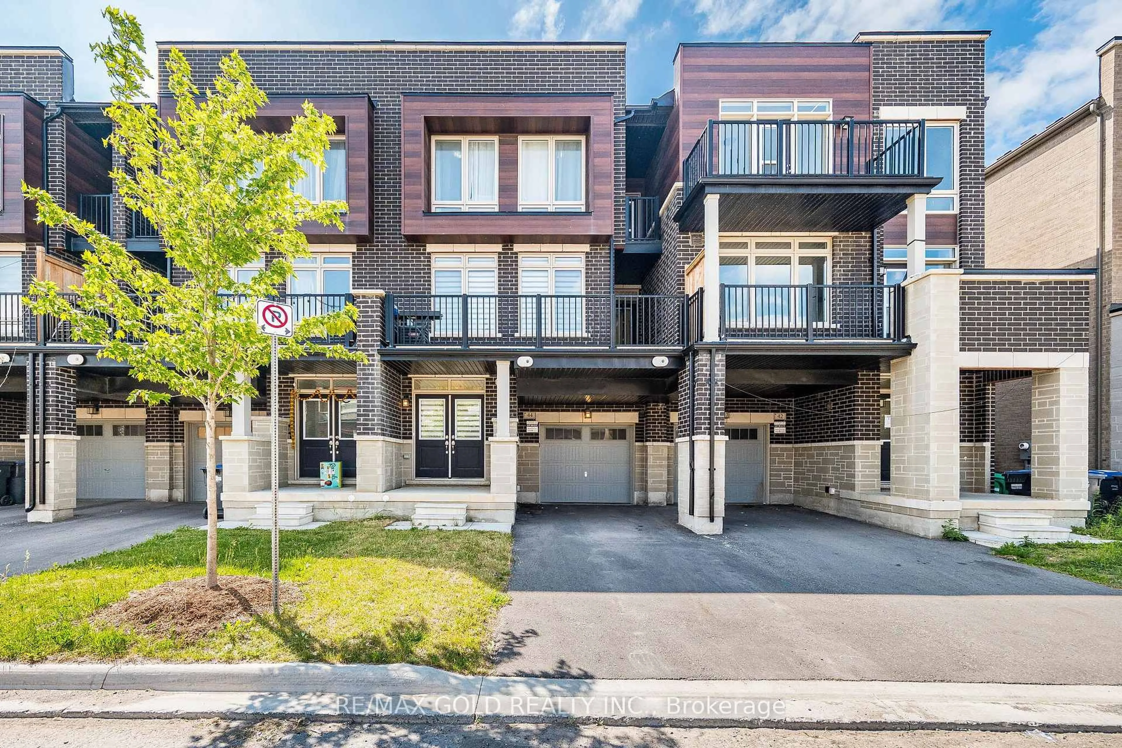 Home with brick exterior material, street for 44 Donald Ficht Cres, Brampton Ontario L7A 5H6