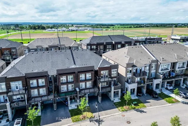 44 Donald Ficht Cres, Brampton 4