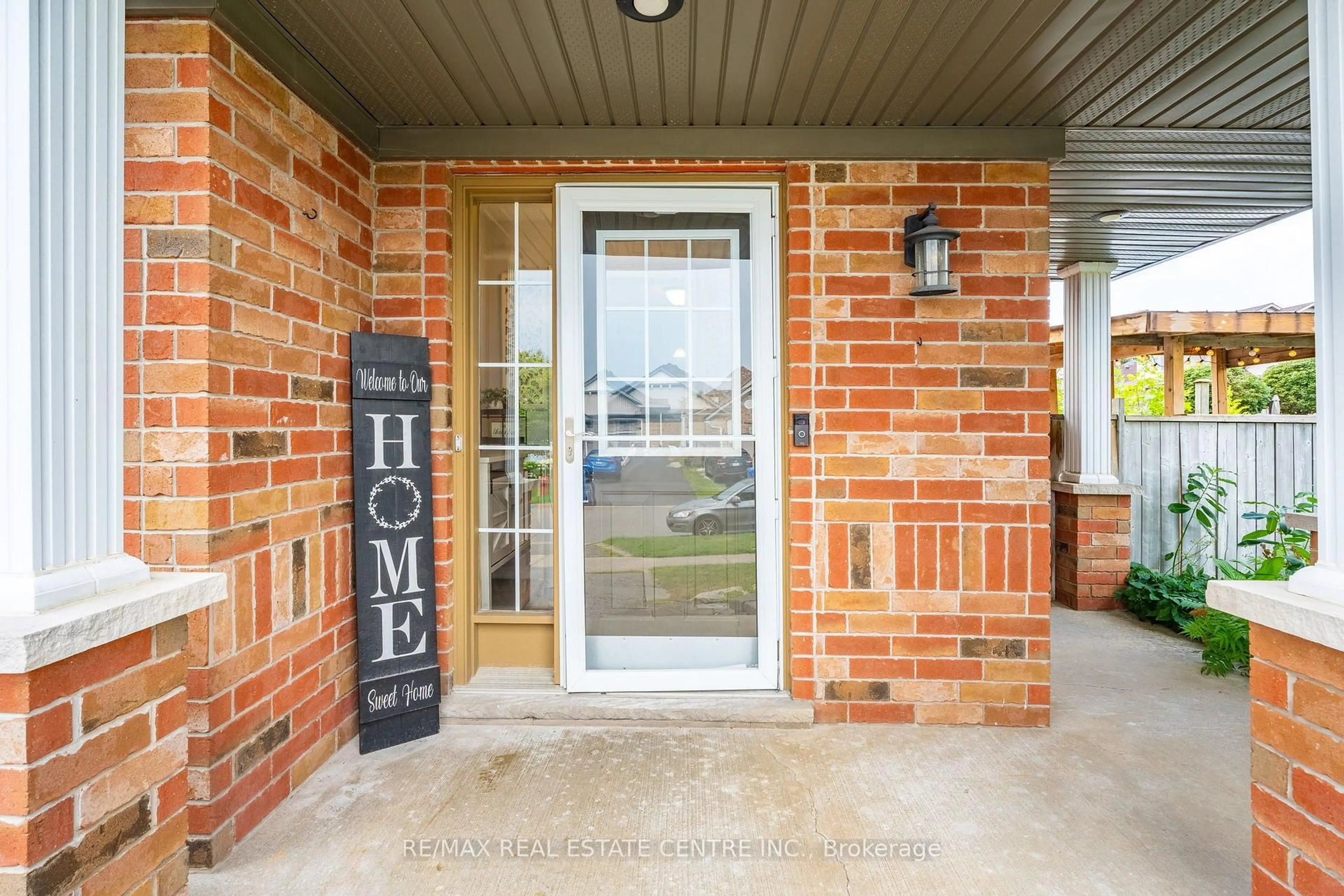 Home with brick exterior material, street for 20 Henderson St, Orangeville Ontario L9W 5G1