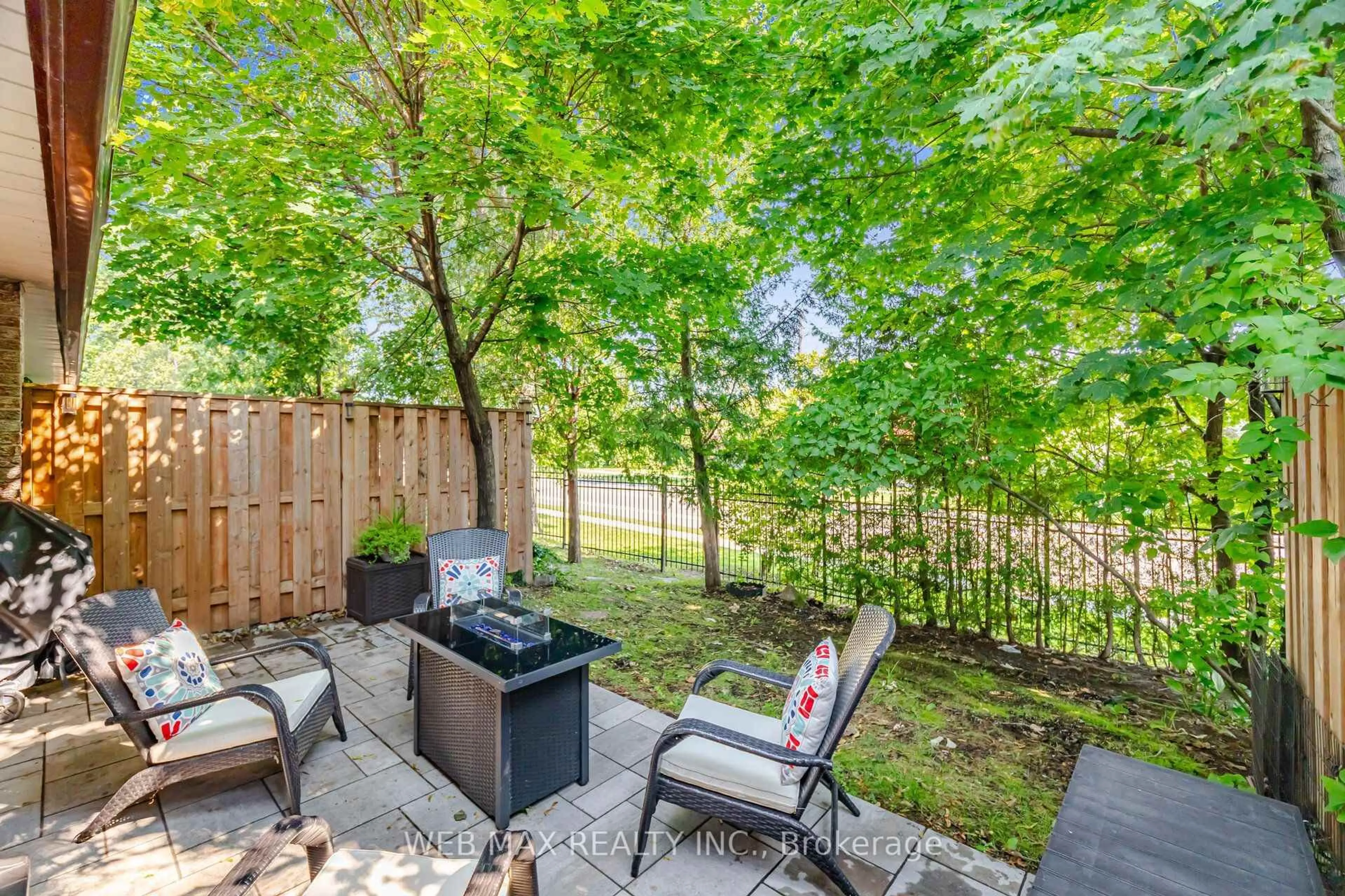 Patio, forest/trees view for 2020 South Millway #7, Mississauga Ontario L5L 1K2