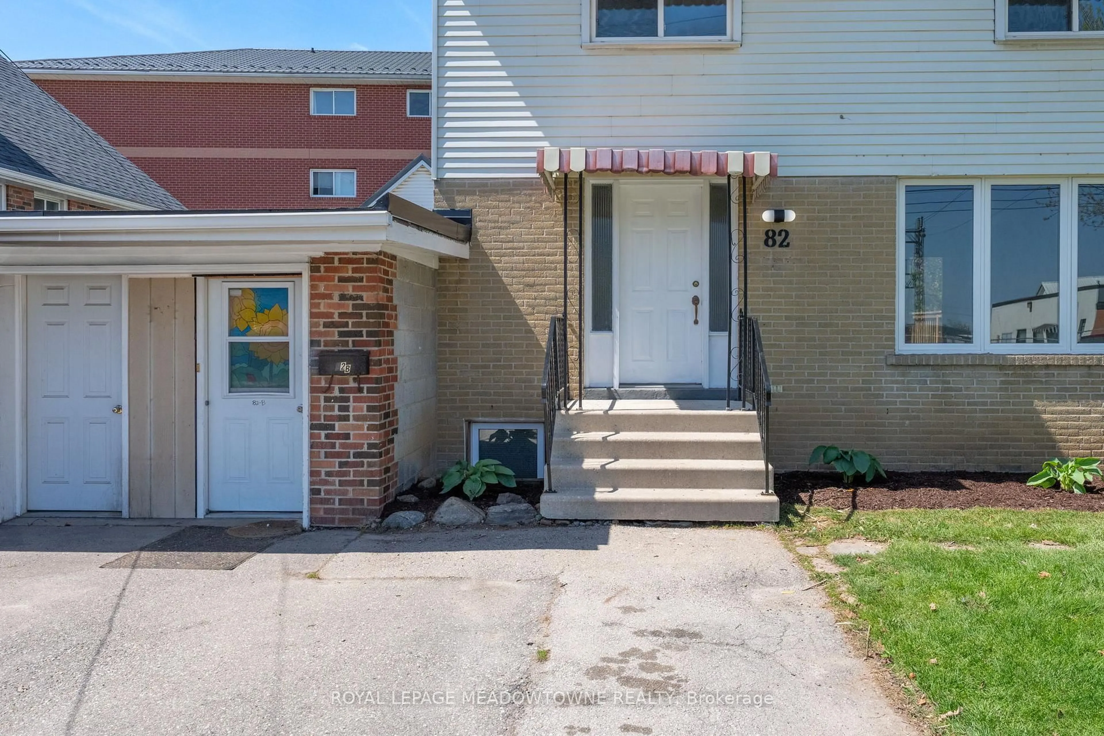 Unknown for 82 Maple Ave, Halton Hills Ontario L7G 1X7