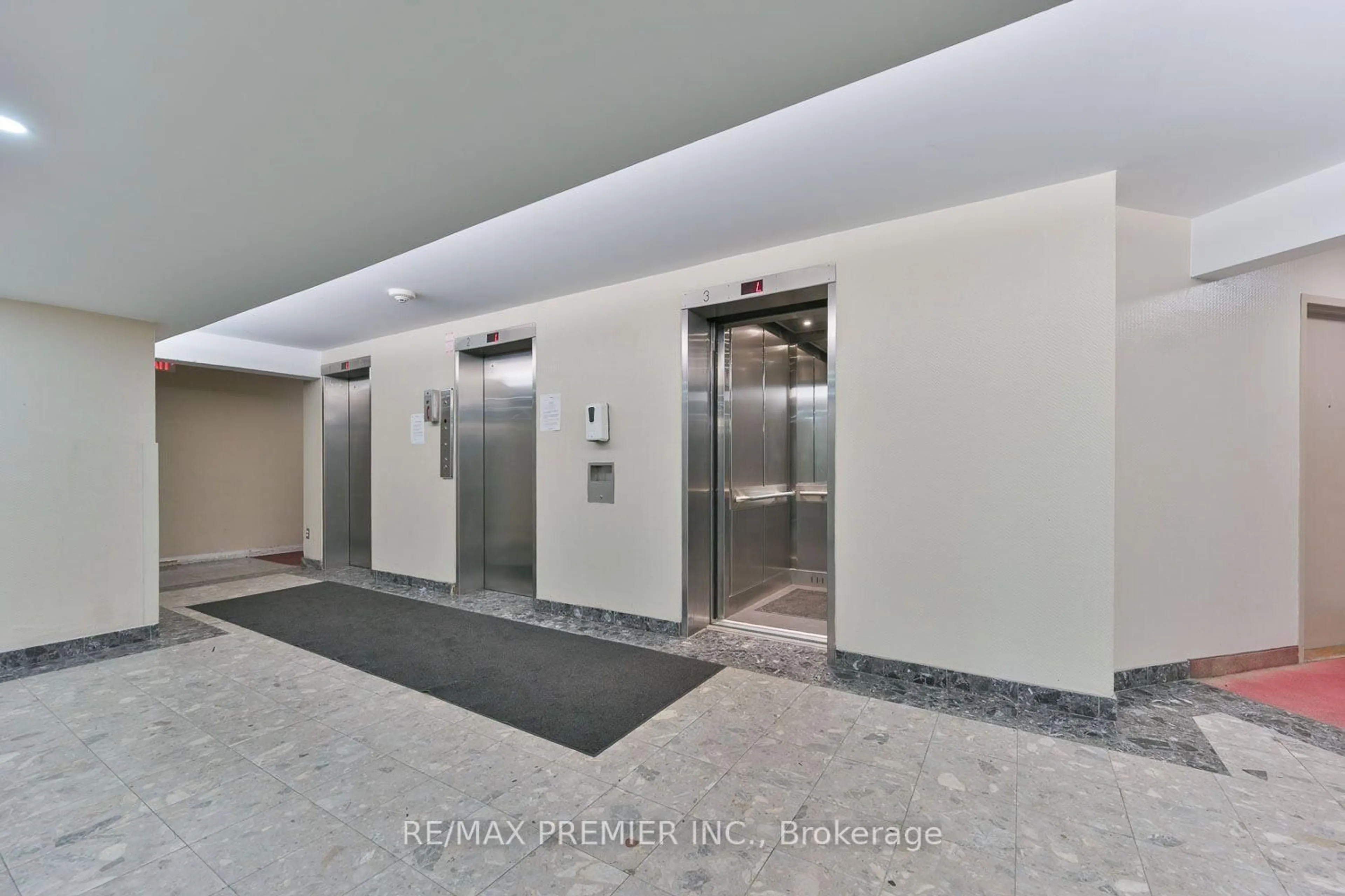 Indoor foyer for 238 Albion Rd #408, Toronto Ontario M9W 6A7
