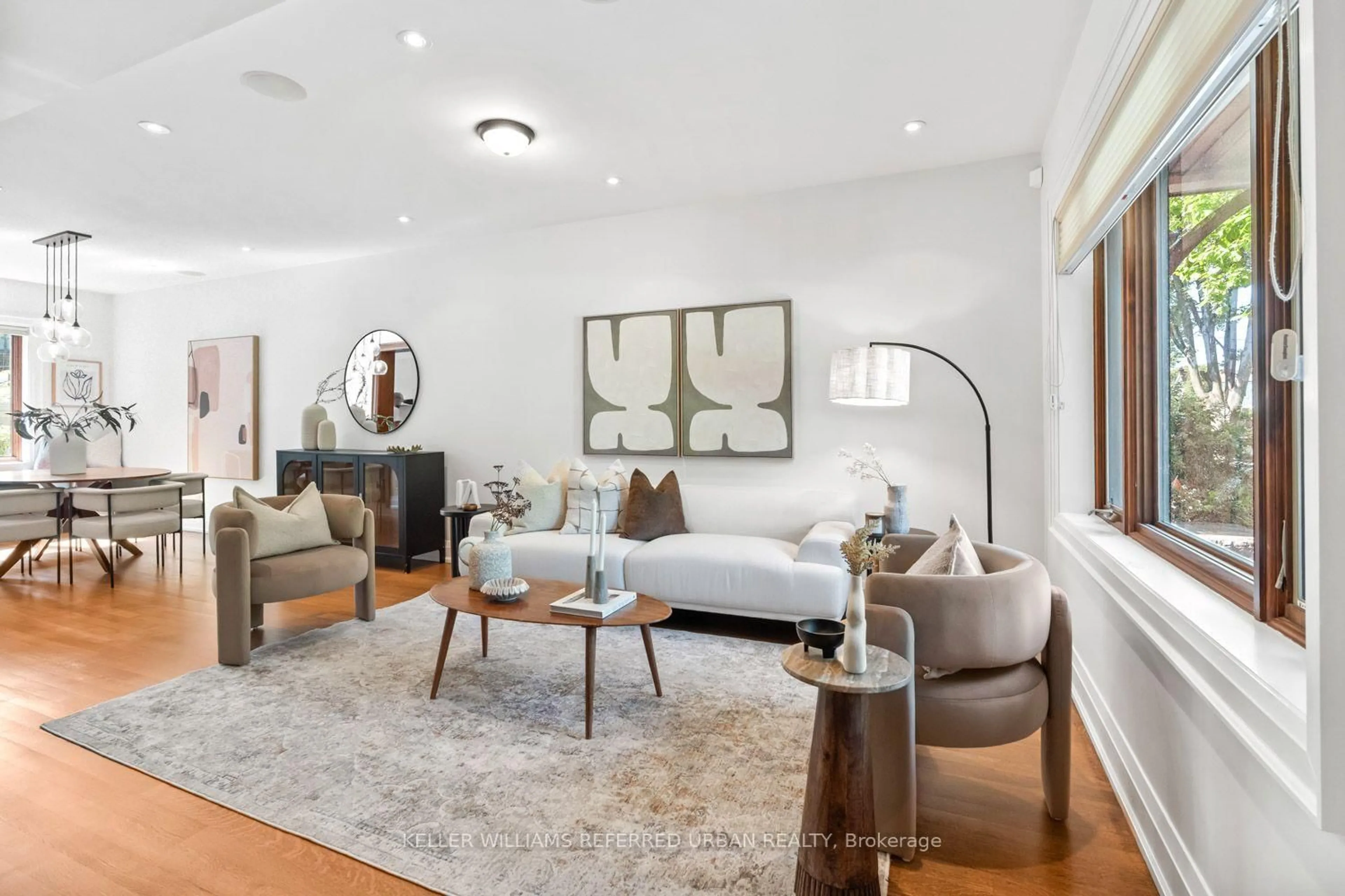 Living room with furniture, unknown for 474 Armadale Ave, Toronto Ontario M6S 3X9