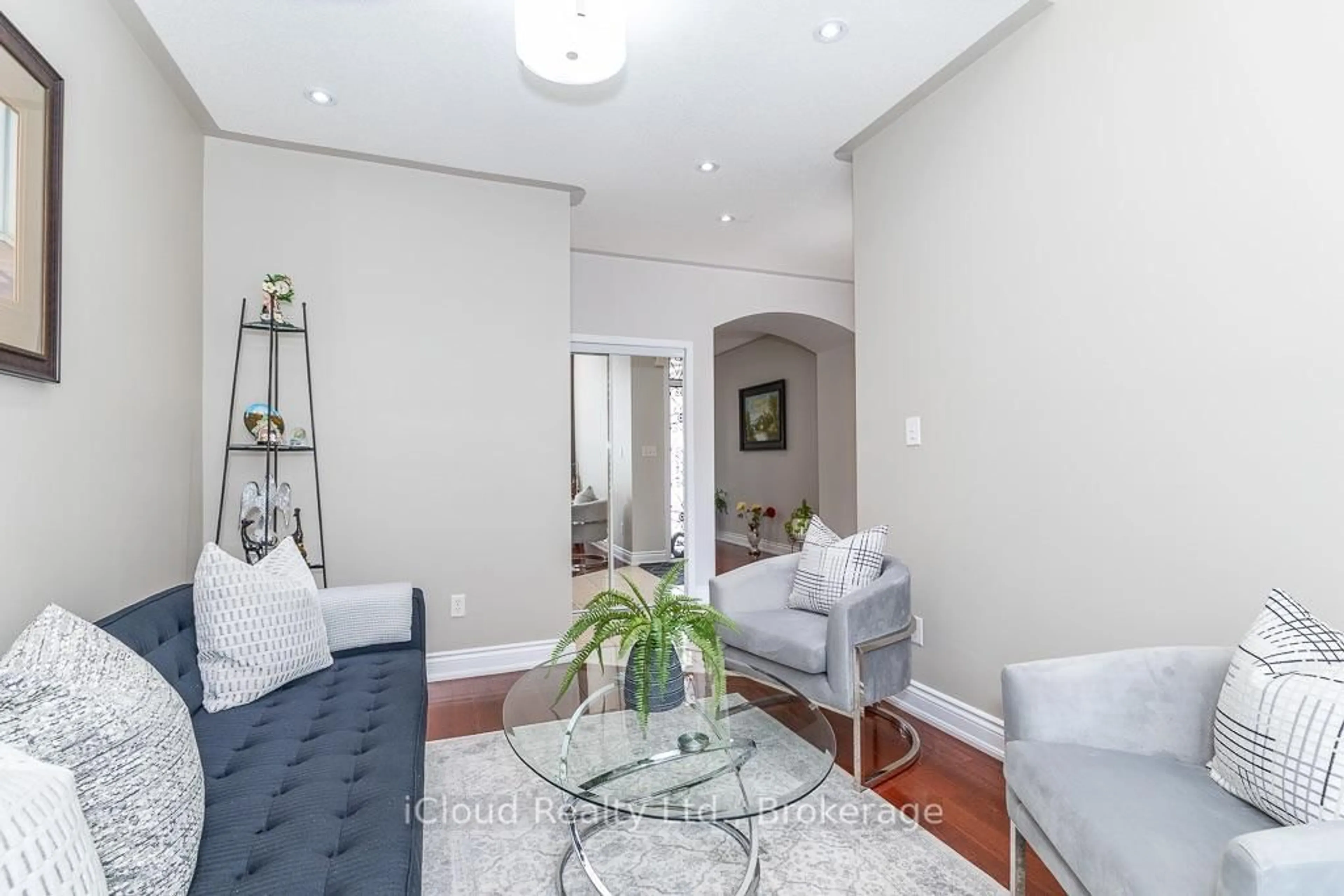 Unknown for 3340 Ferris St, Burlington Ontario L7M 0J8