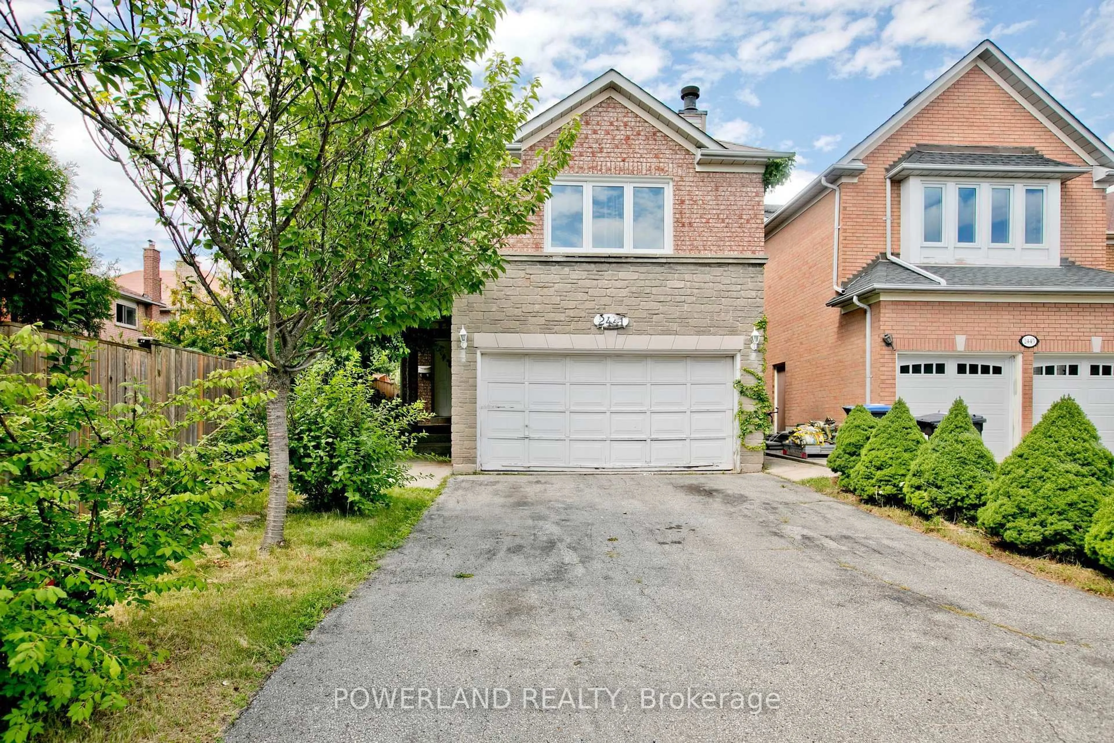 Home with brick exterior material, street for 2441 Strathmore Cres, Mississauga Ontario L5M 5K2
