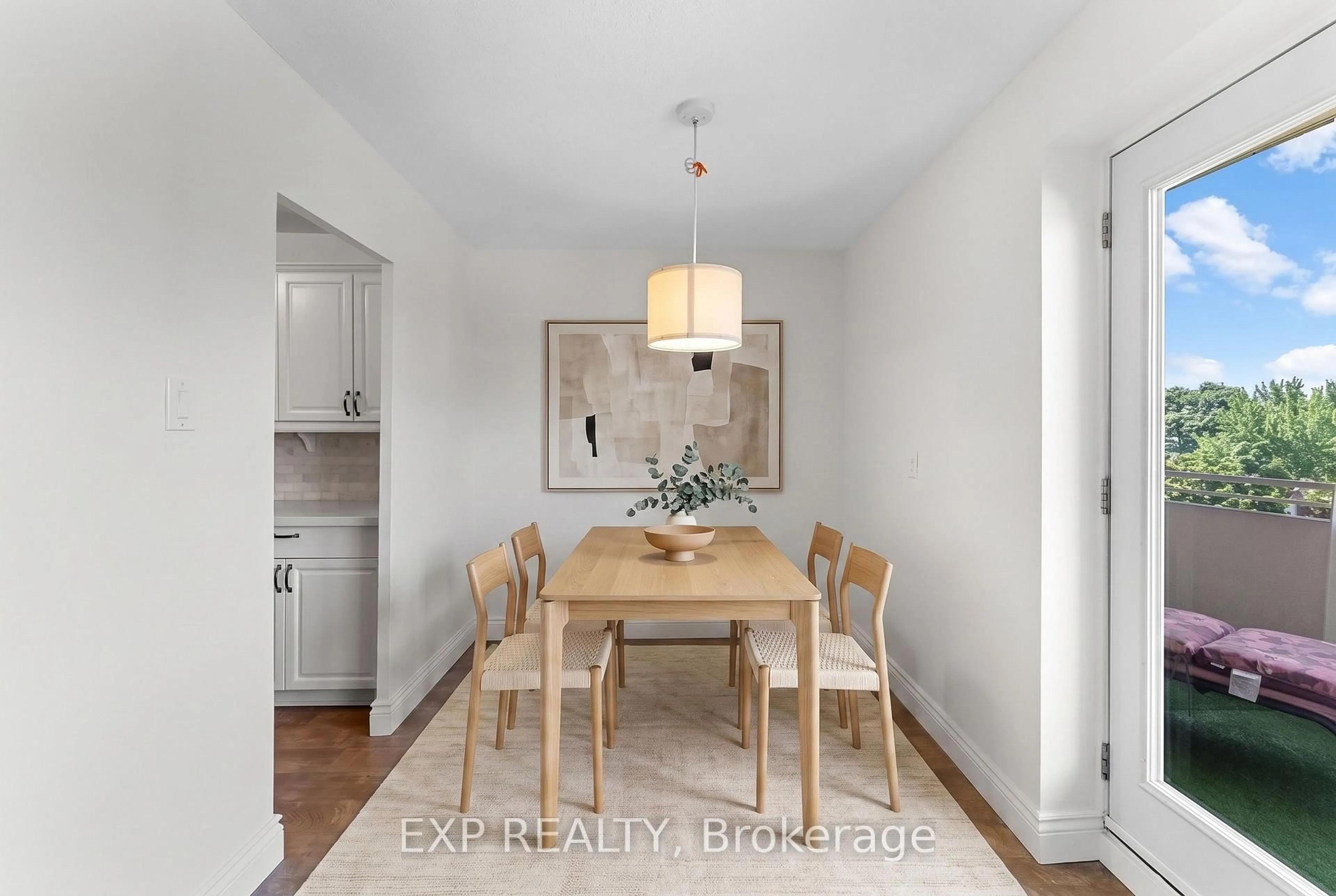 Dining room, unknown for 2485 Woking Cres #403, Mississauga Ontario L5K 1Z6