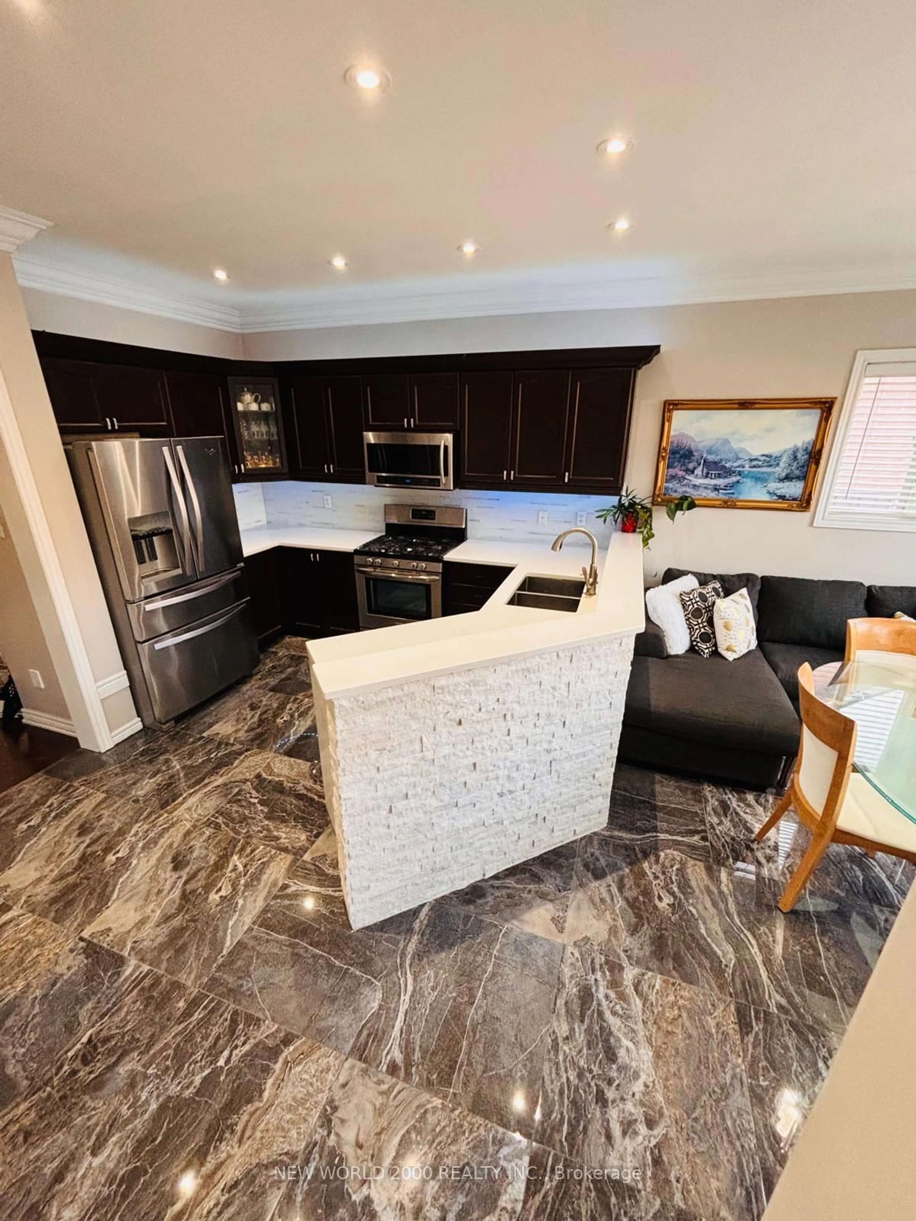 Open concept kitchen, ceramic/tile floor for 137 Fitzgerald Cres, Milton Ontario L9T 5Y6