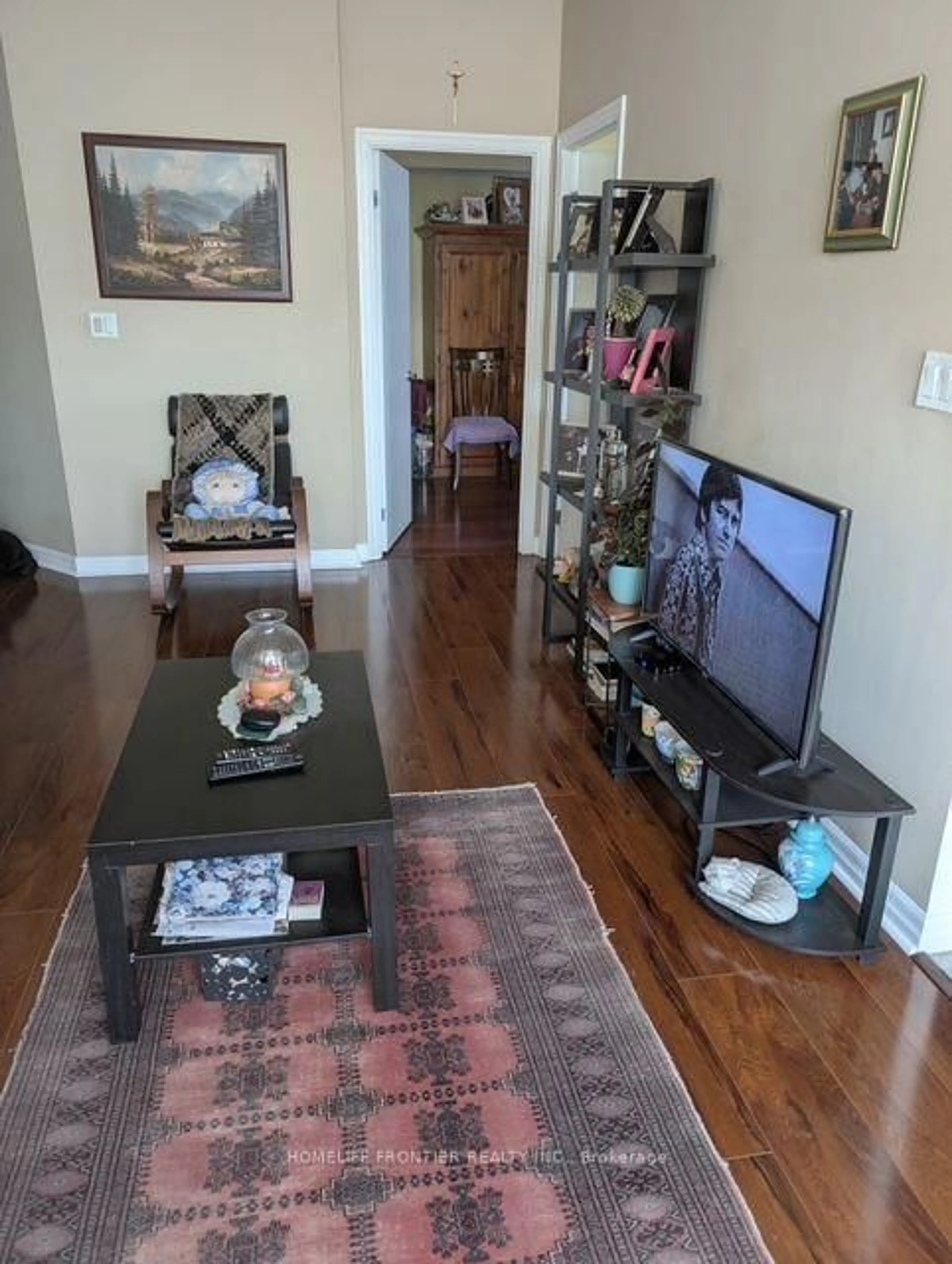 Living room with furniture, unknown for 1359 Rathburn Rd #1009, Mississauga Ontario L4W 5P7