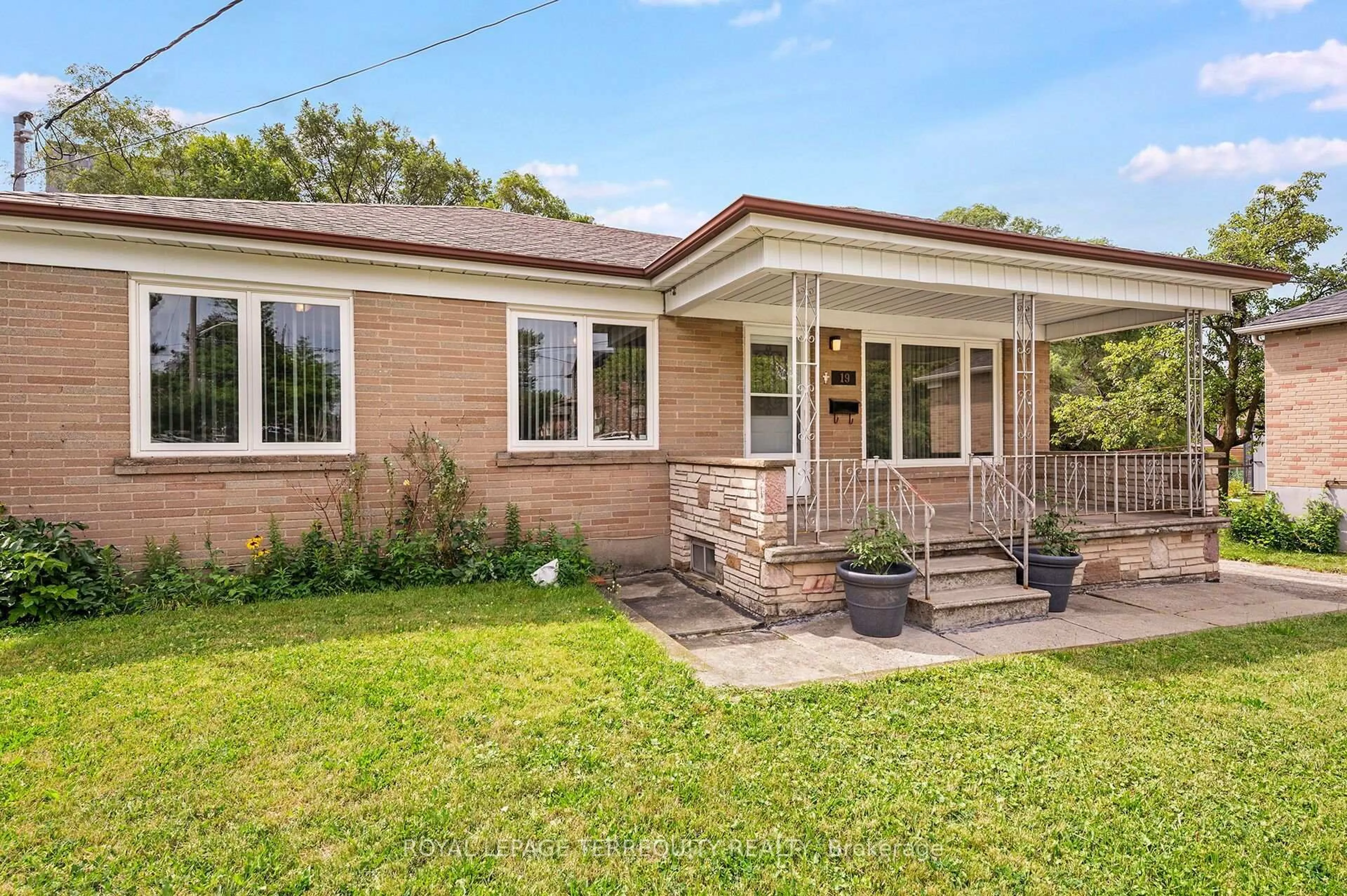 Home with brick exterior material, street for 19 Battersea Cres, Toronto Ontario M6L 1G7