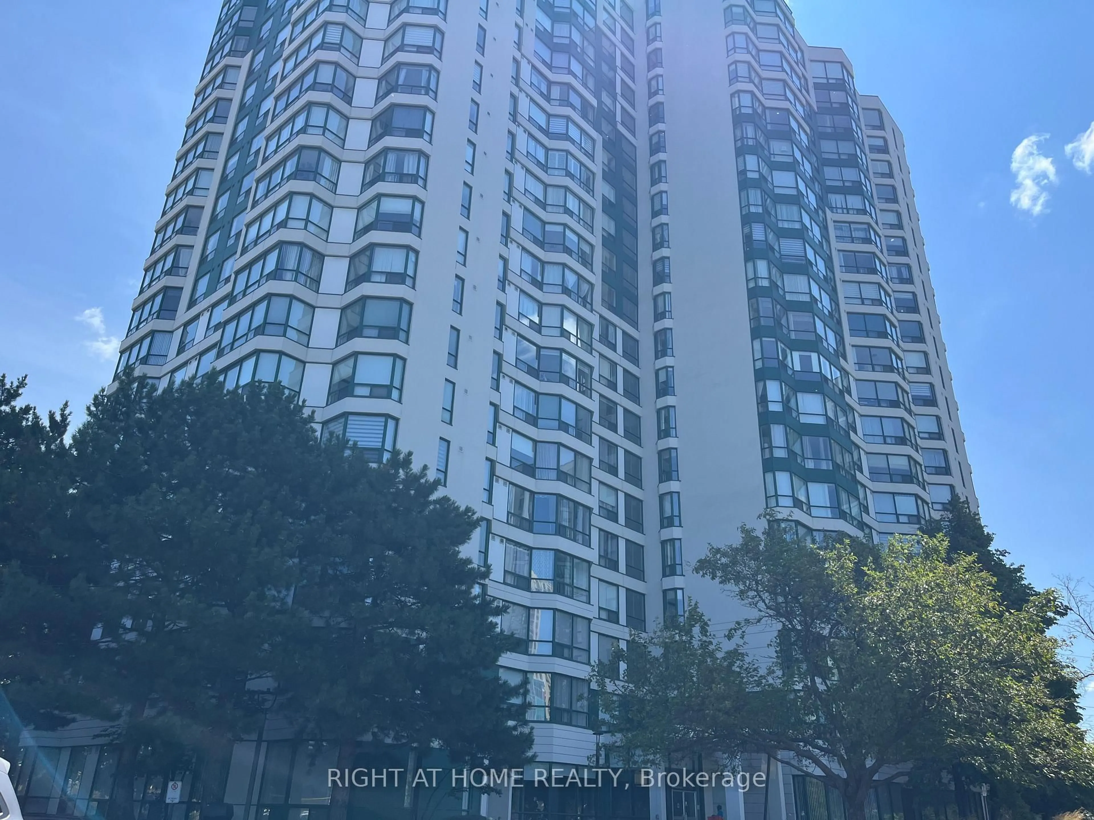 Unknown for 4450 Tucana Crt #1003, Mississauga Ontario L5R 3R4