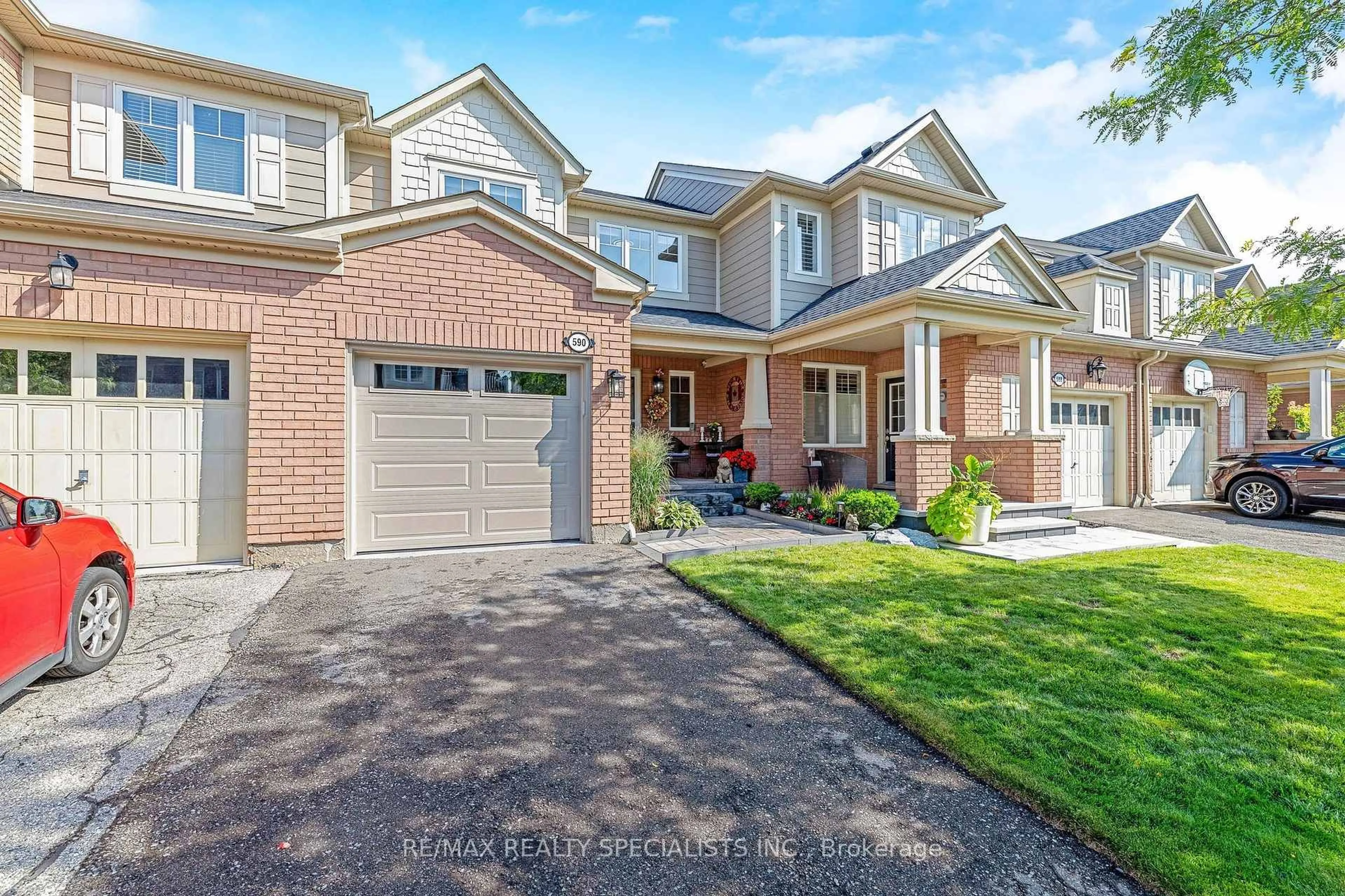 Home with brick exterior material, street for 590 Speyer Circ, Milton Ontario L9T 0Y5