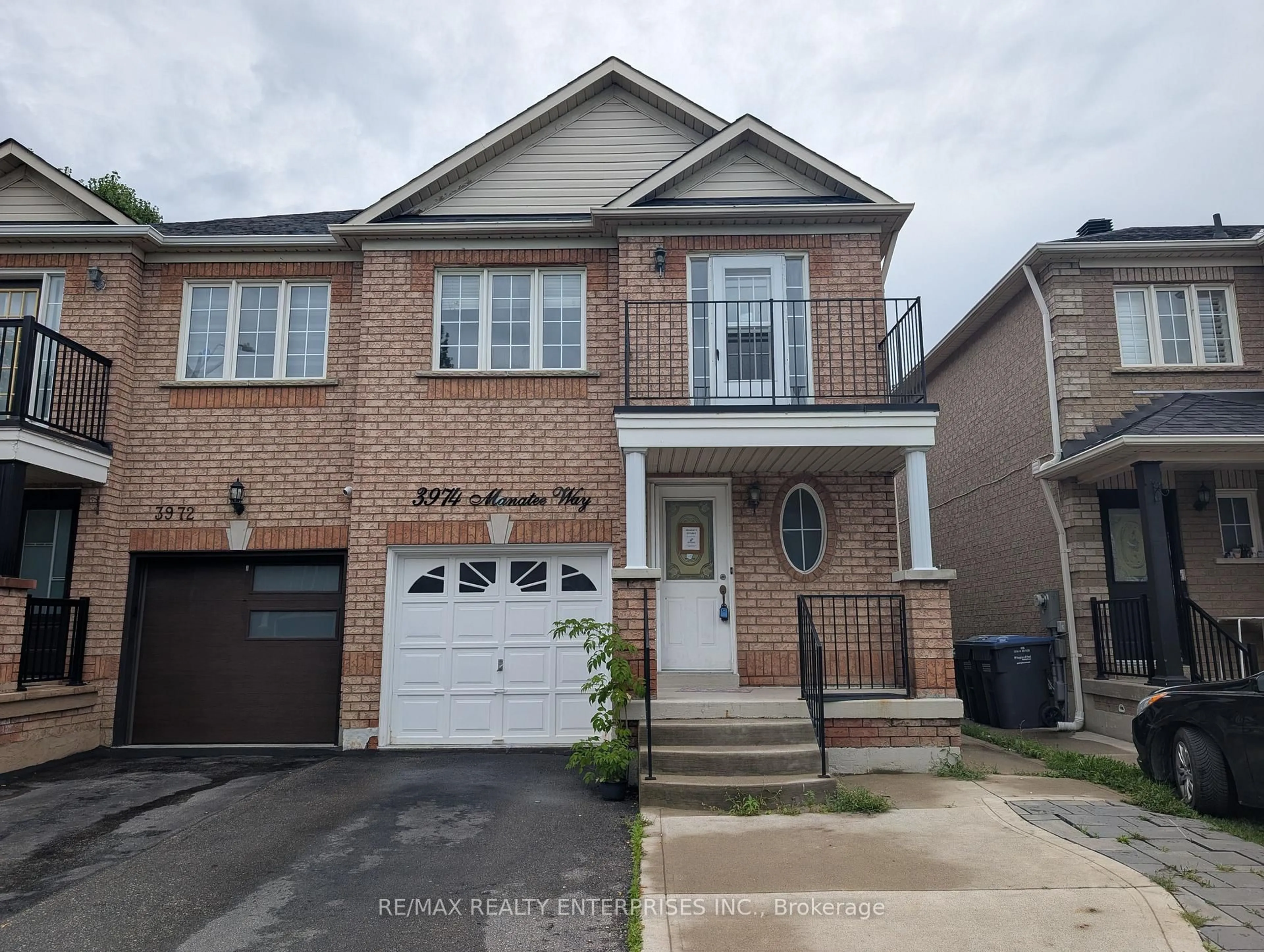 Home with brick exterior material, street for 3974 Manatee Way, Mississauga Ontario L5M 6P5