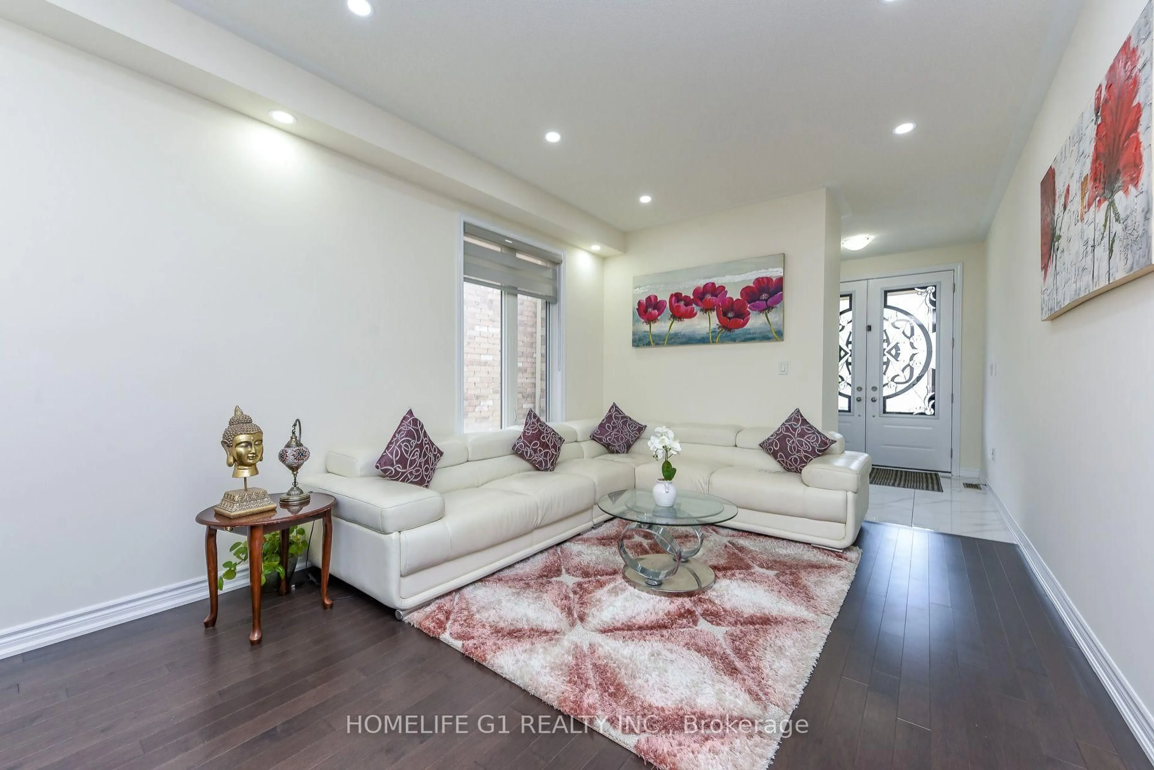 Living room with furniture, unknown for 18 Fascination St, Brampton Ontario L6R 4A9