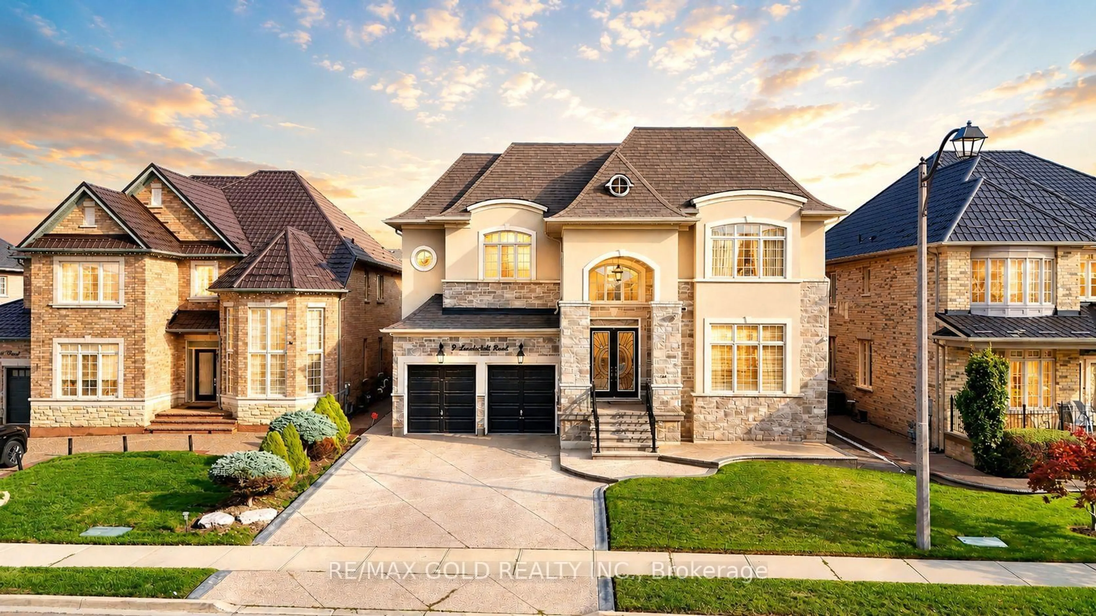 Home with brick exterior material, street for 9 Lauderhill Rd, Brampton Ontario L6P 2Z1