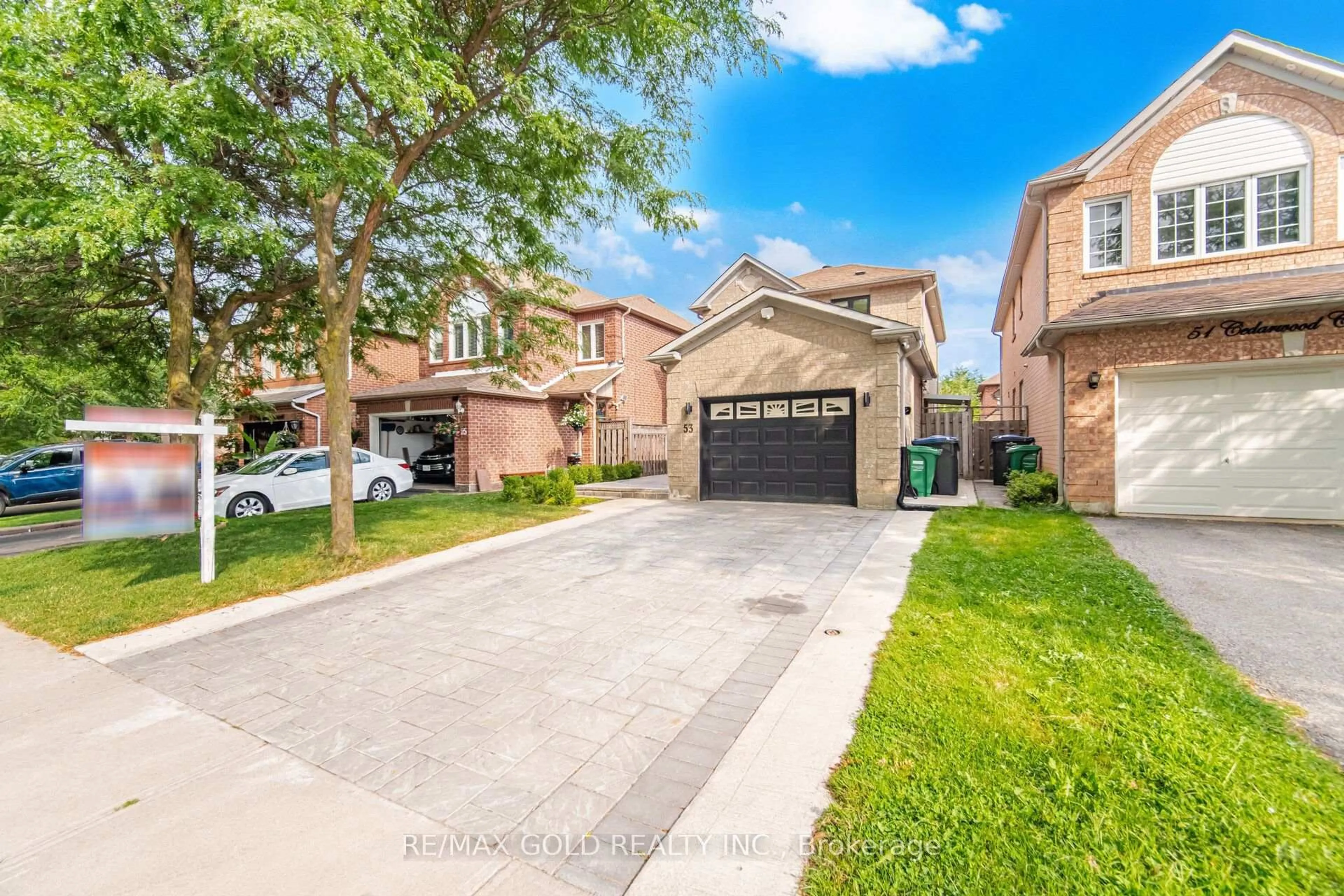 Unknown for 53 Cedarwood Cres, Brampton Ontario L6X 4J9