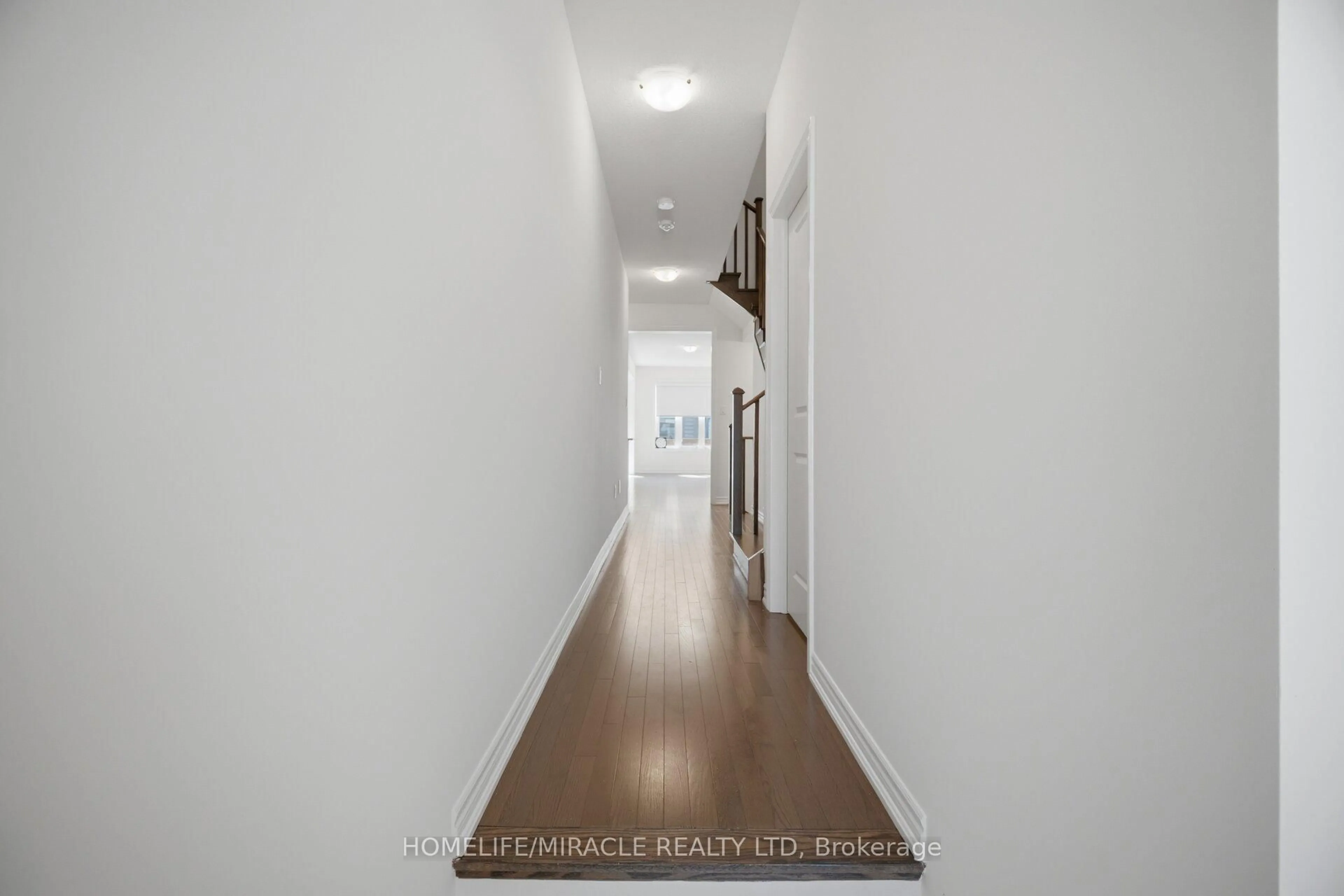 Unknown for 19 Donald Ficht Cres, Brampton Ontario L9Z 1E1