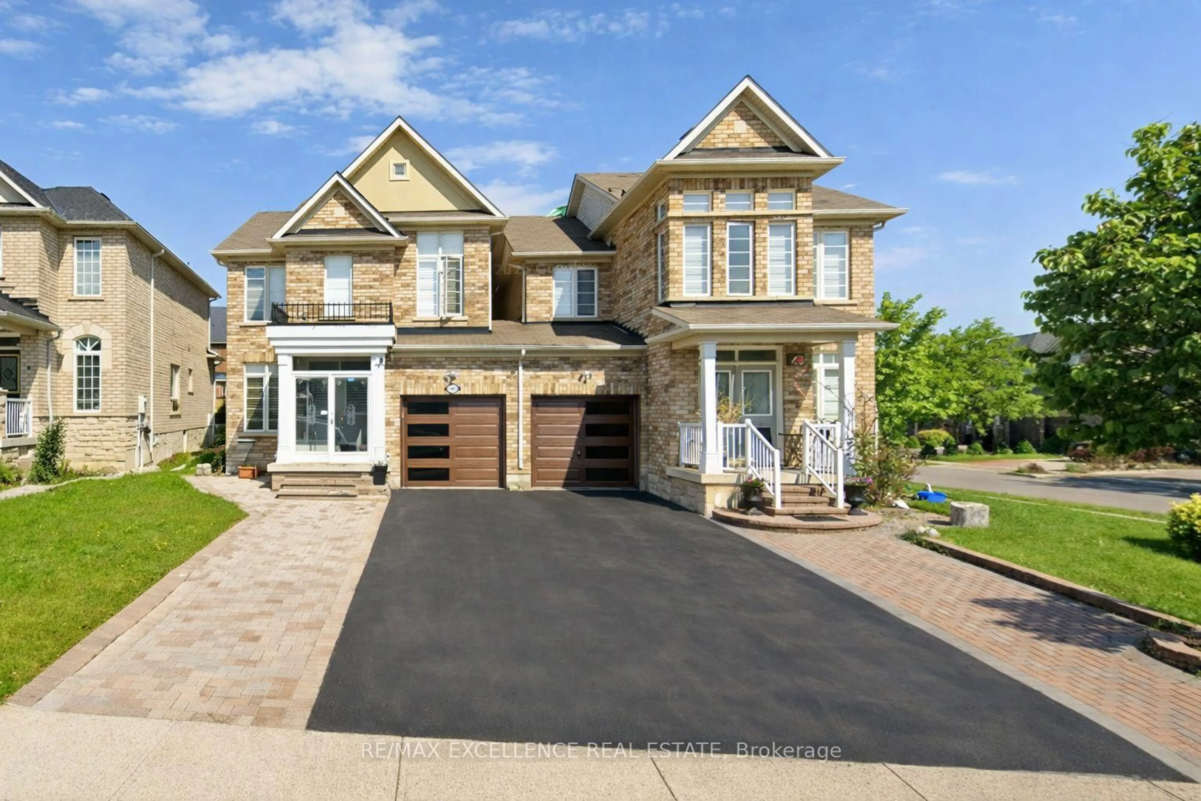 Home with brick exterior material, street for 44 Overture Lane, Brampton Ontario L6S 6H8
