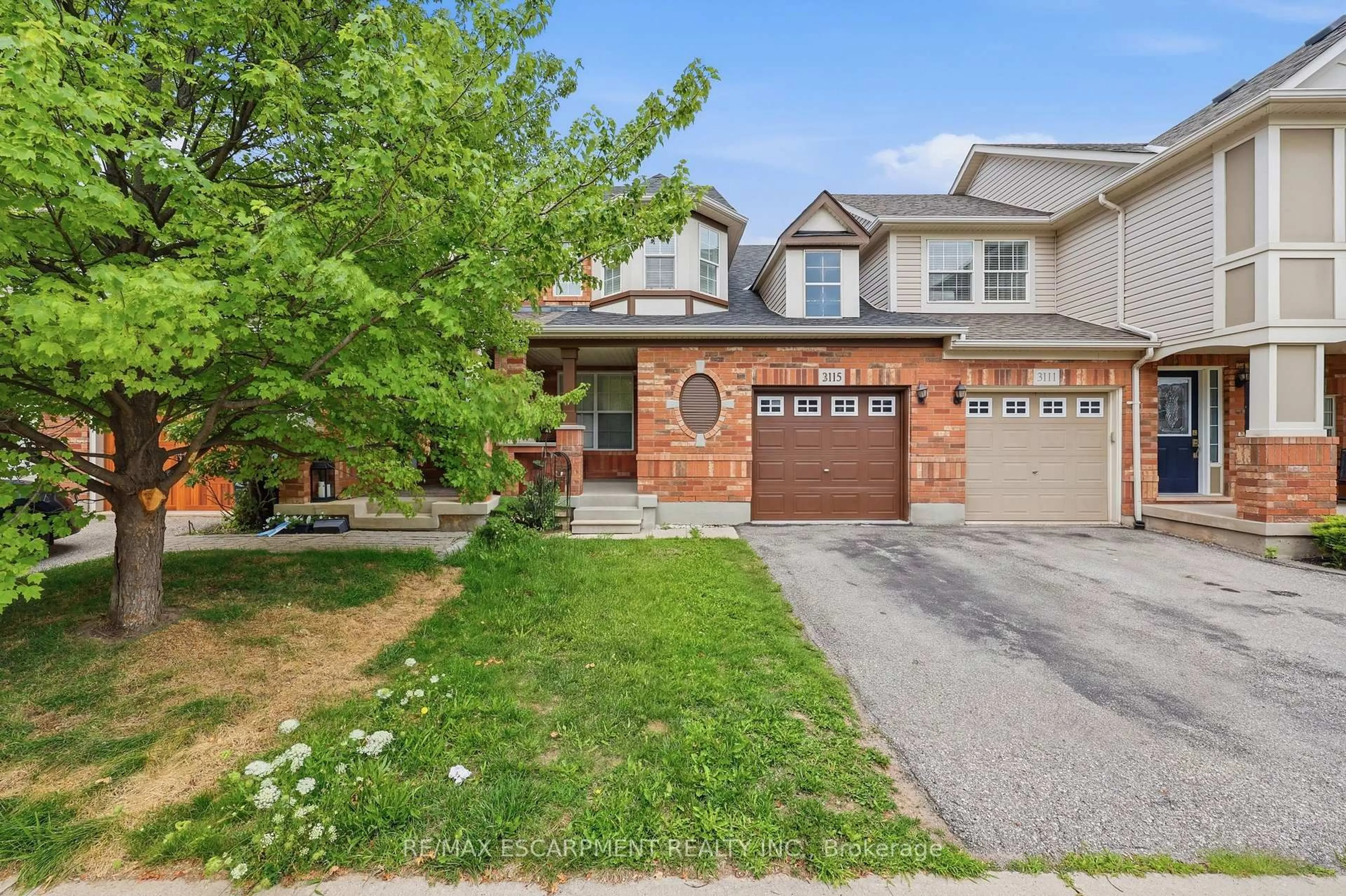 Home with brick exterior material, street for 3115 Edgar Ave, Burlington Ontario L7M 0A6