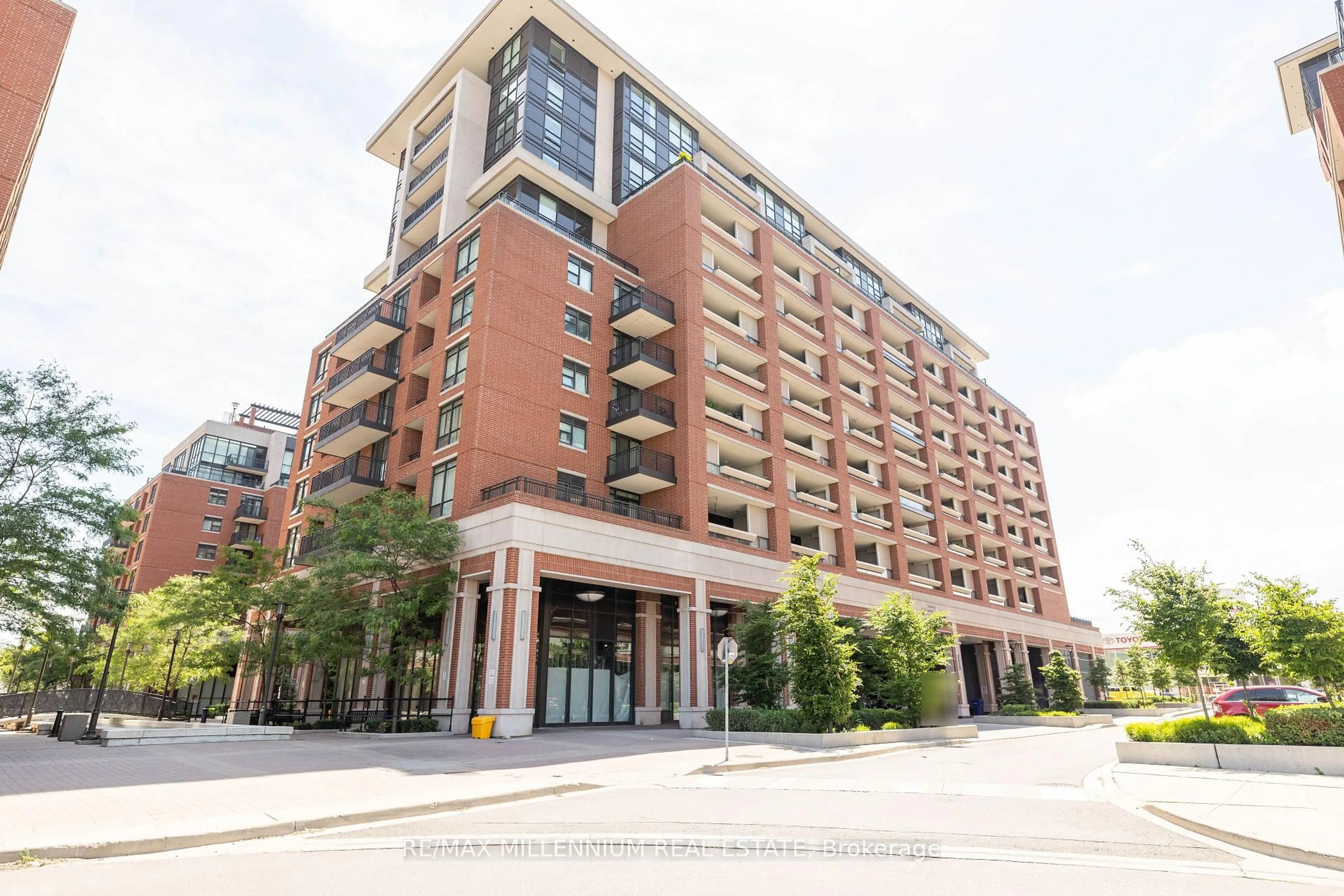 Patio, building for 830 Lawrence Ave #334, Toronto Ontario M6A 0B6