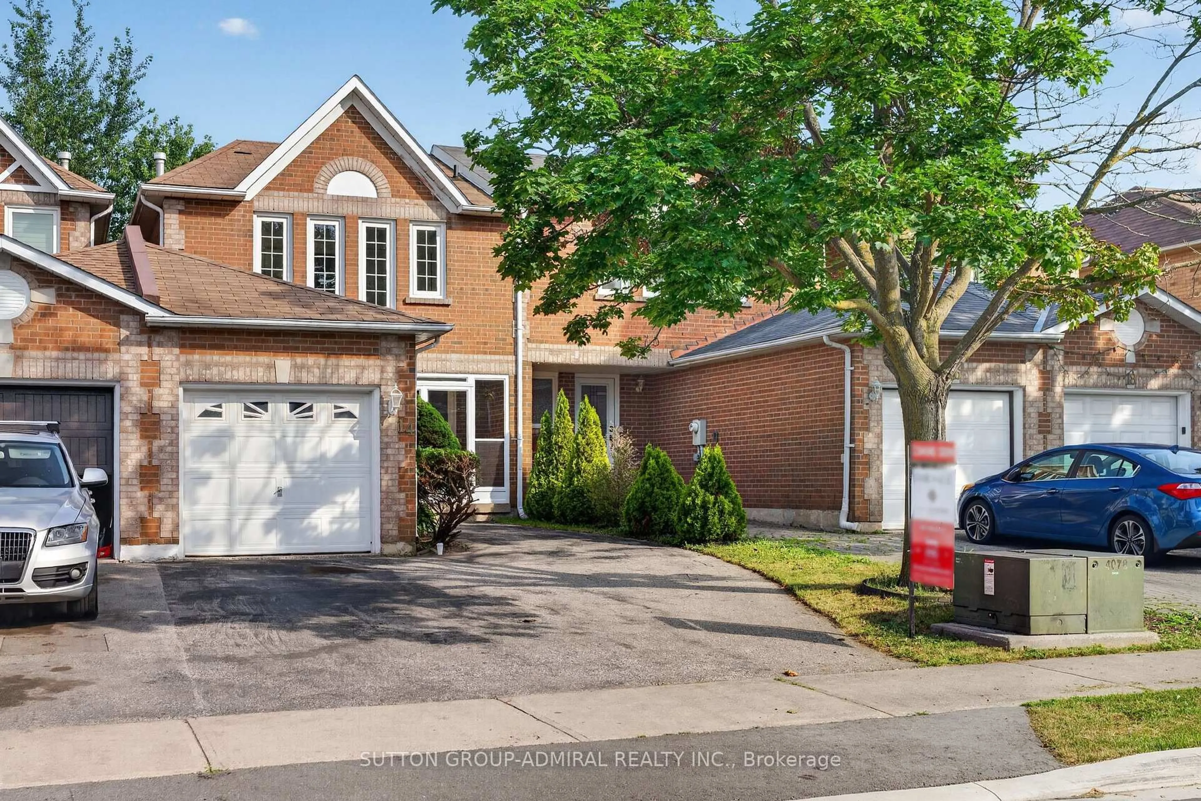Home with brick exterior material, street for 14 Mullis Cres, Brampton Ontario L6Y 4T3