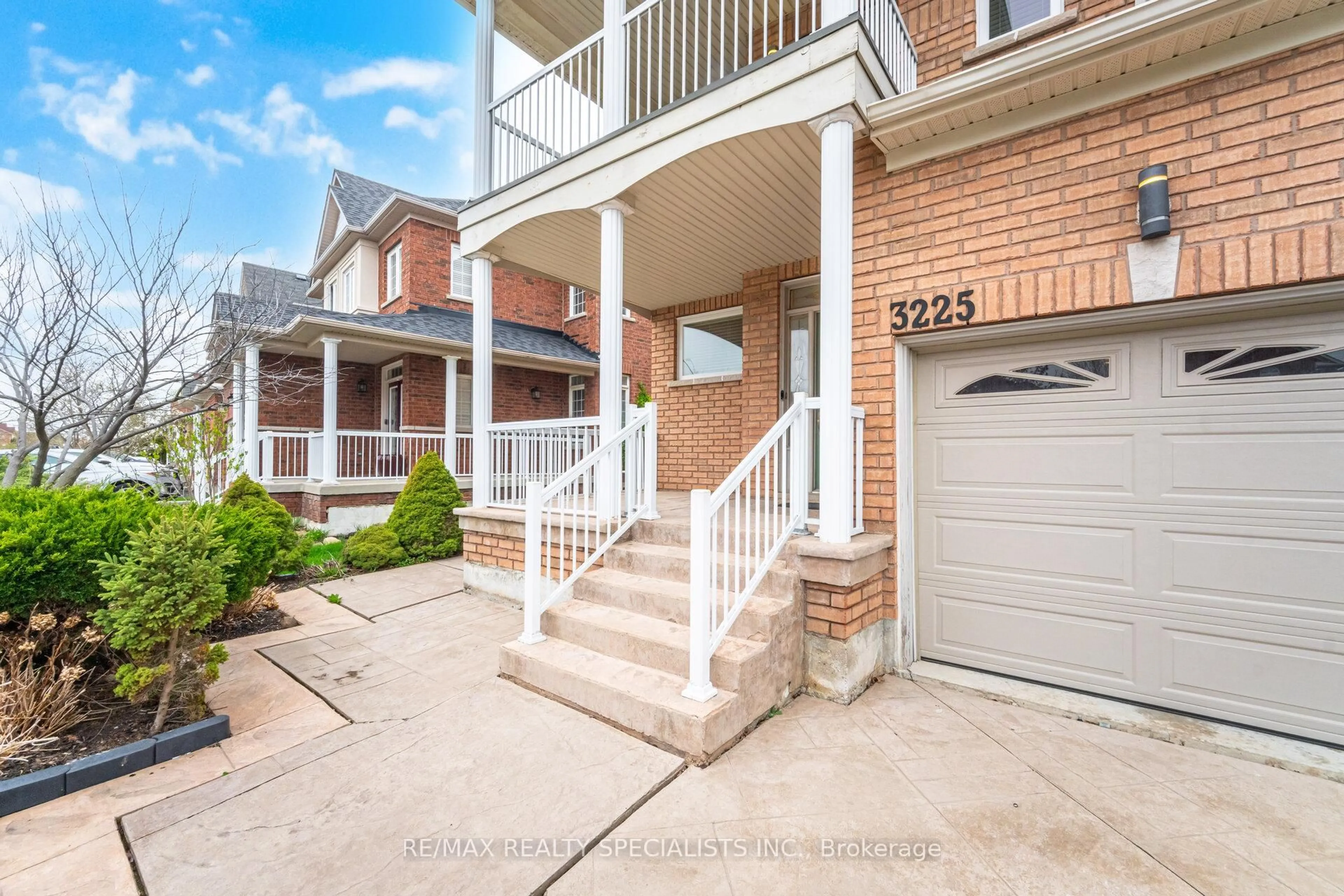 Unknown for 3225 Escada Dr, Mississauga Ontario L5M 7V6