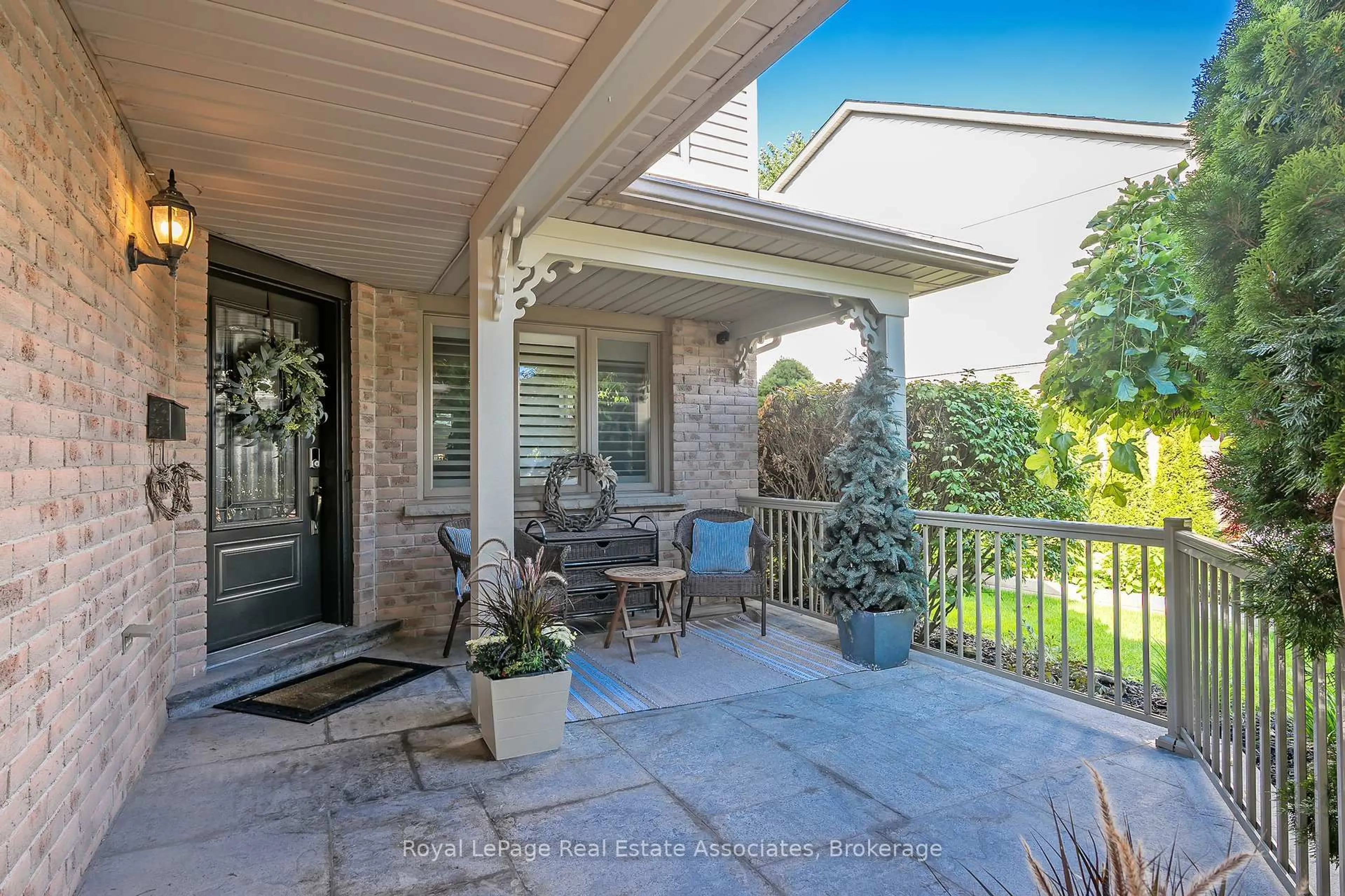 Unknown for 5824 Cornell Cres, Mississauga Ontario L5M 5R5