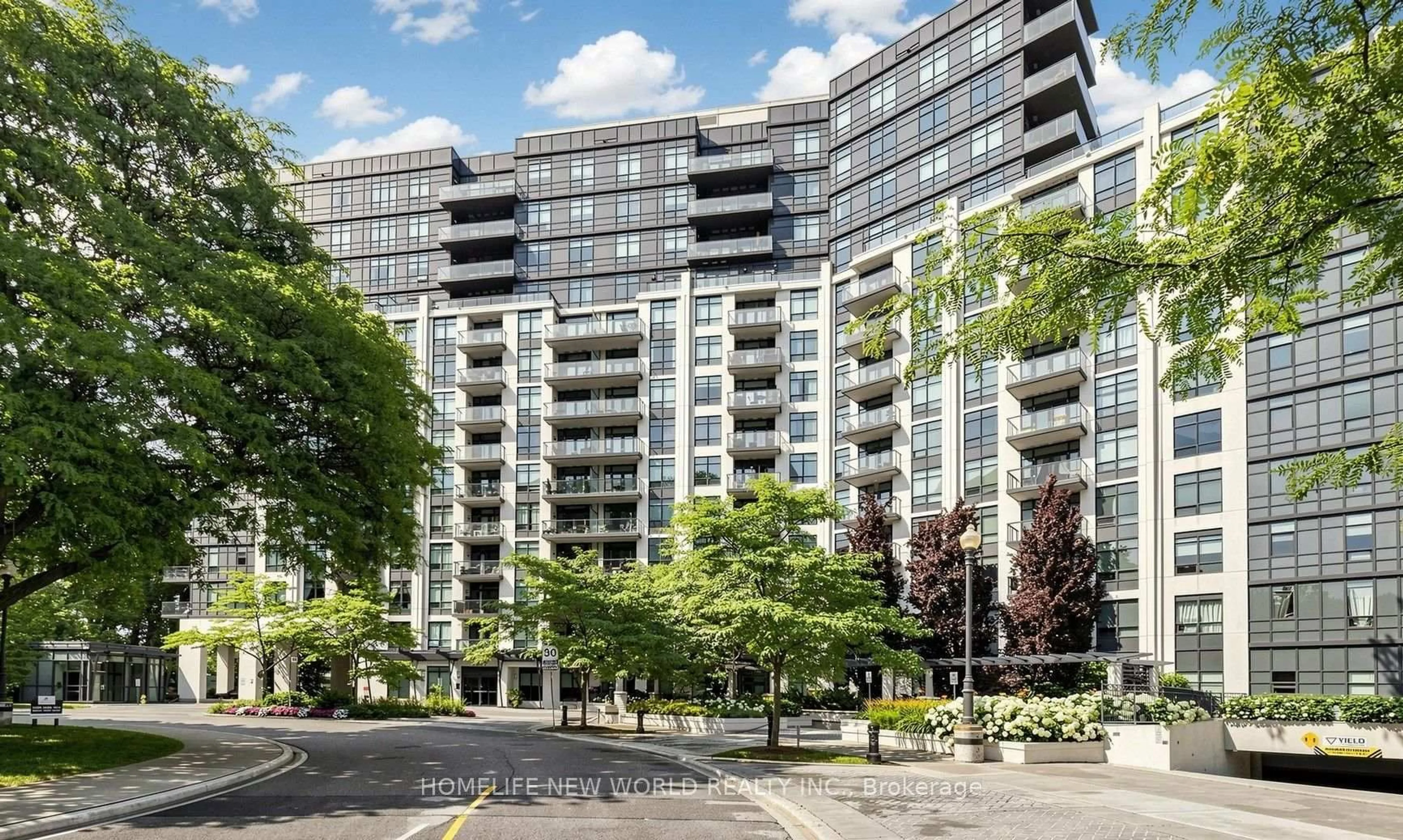 Unknown for 1135 Royal York Rd #304, Toronto Ontario M9A 0C3