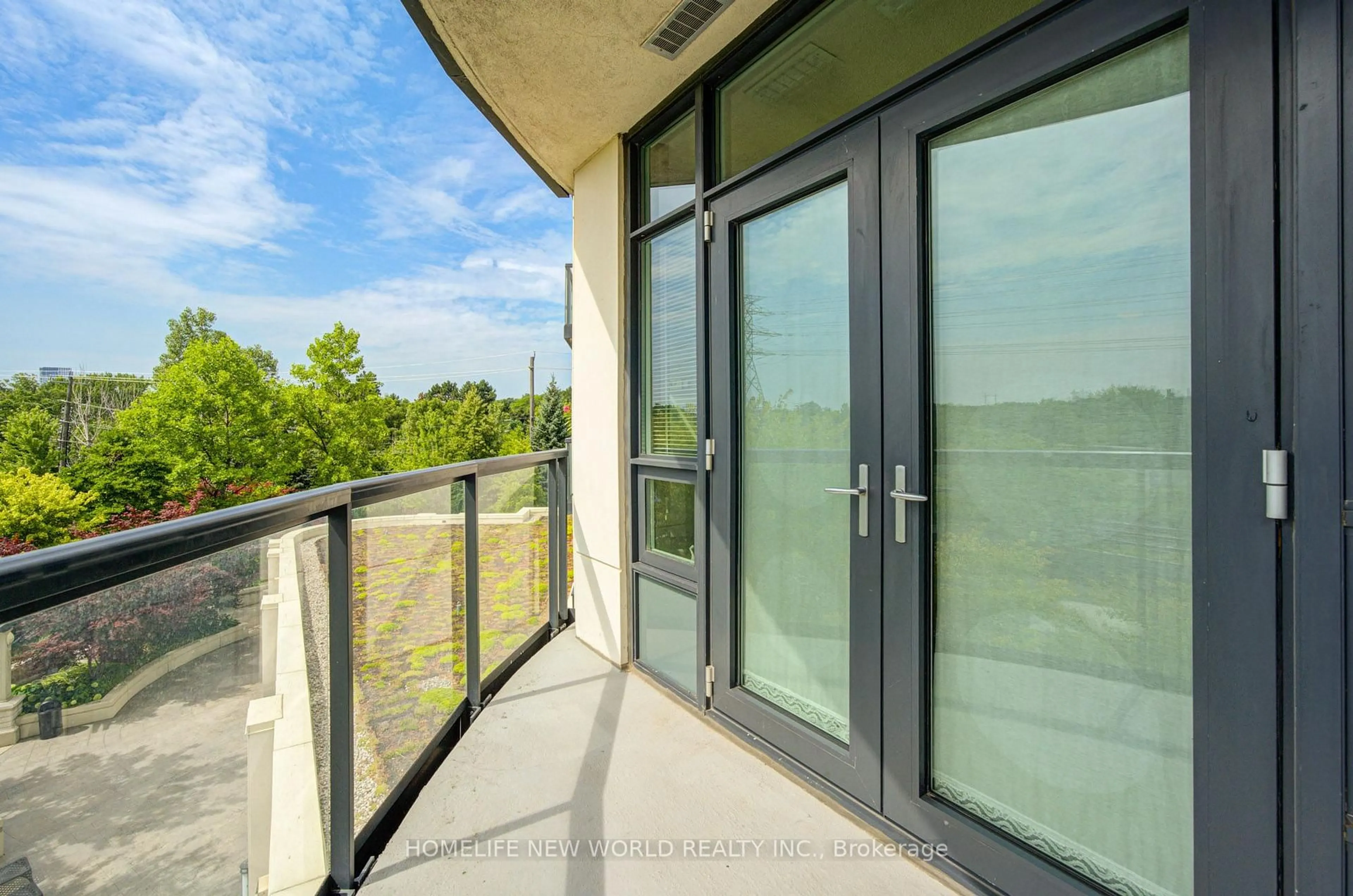 Unknown for 1135 Royal York Rd #304, Toronto Ontario M9A 0C3