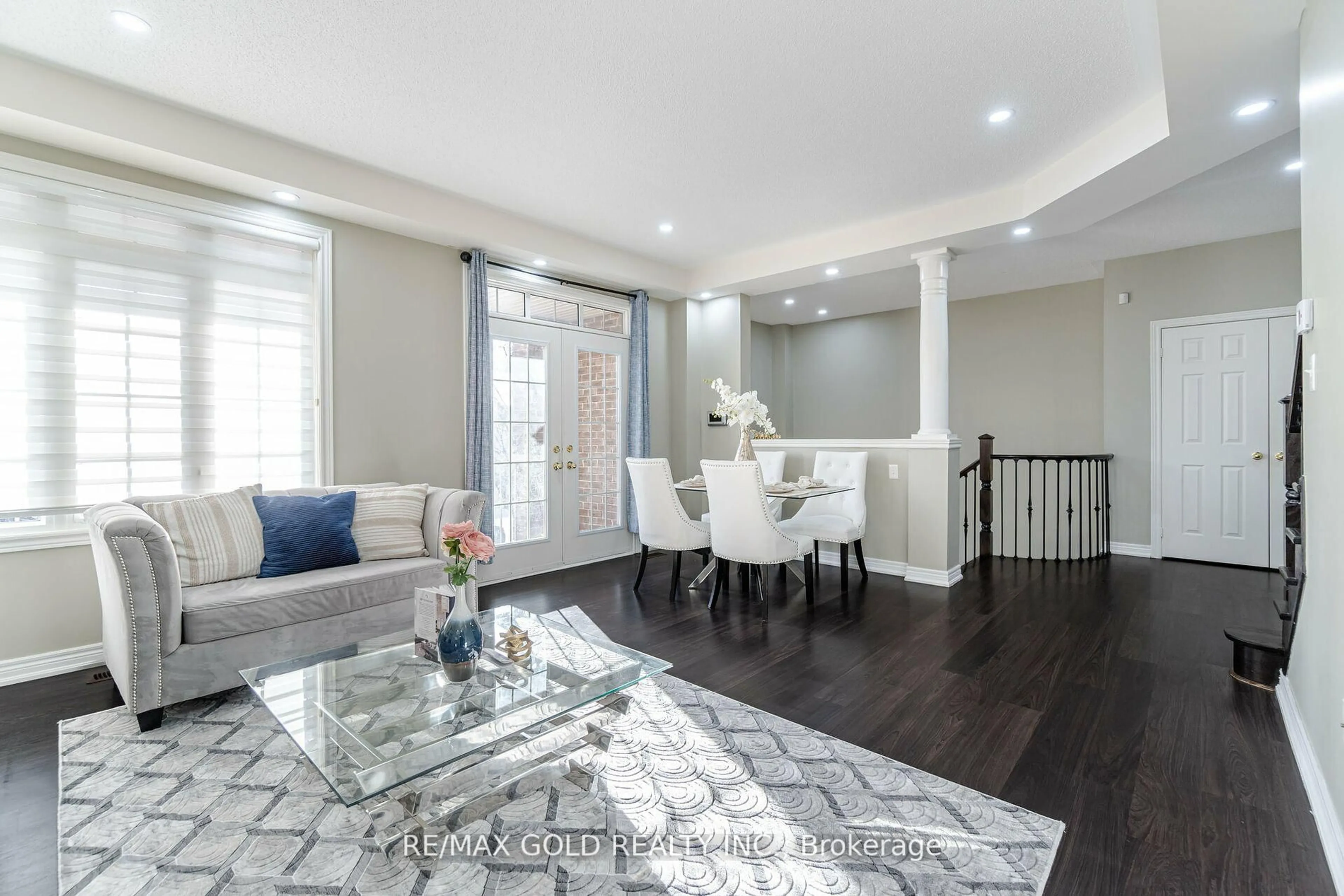Unknown for 11 Clearfield Dr, Brampton Ontario L6P 3L3