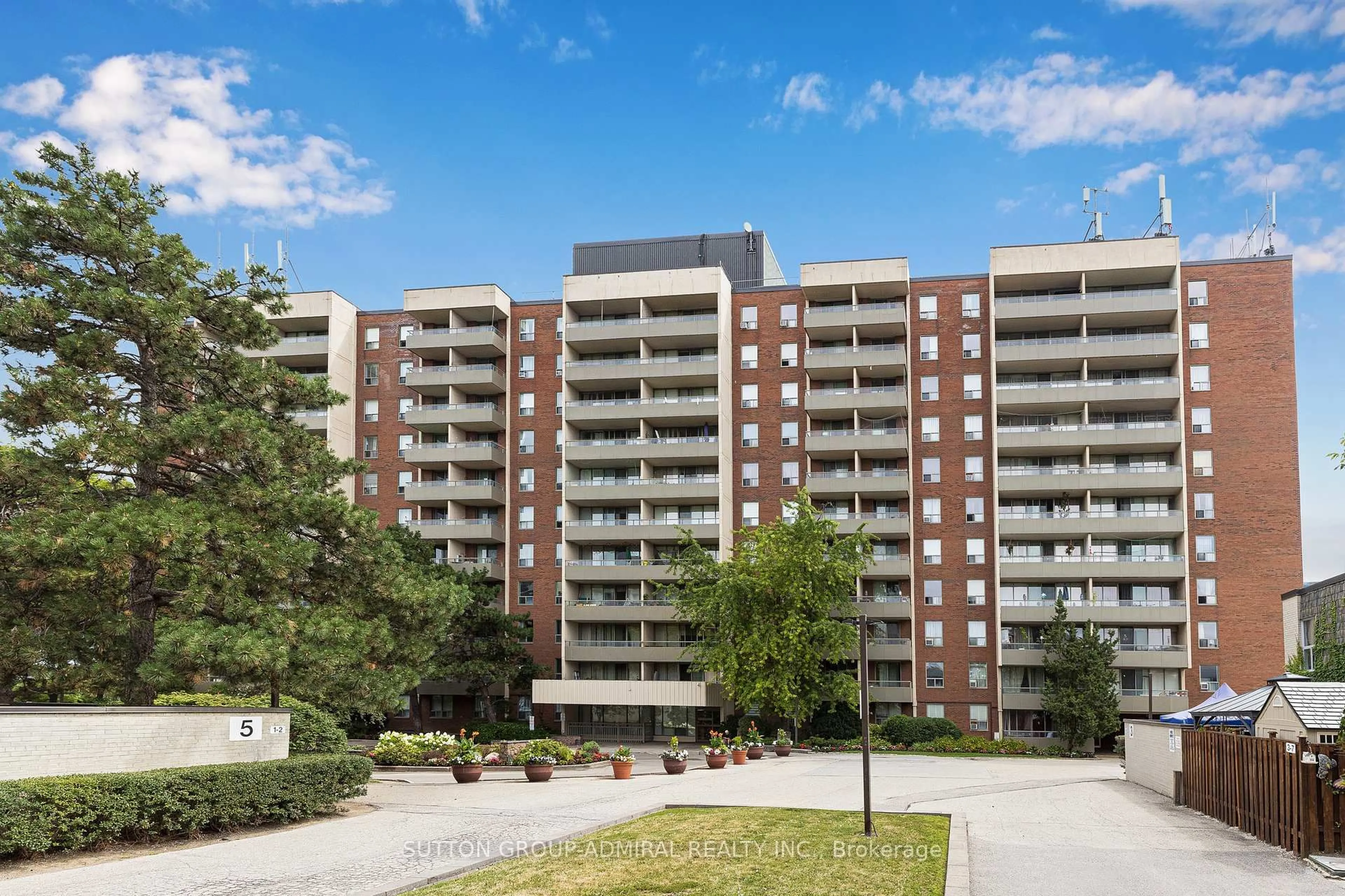 Unknown for 1 Four Winds Dr #513, Toronto Ontario M3J 2T1