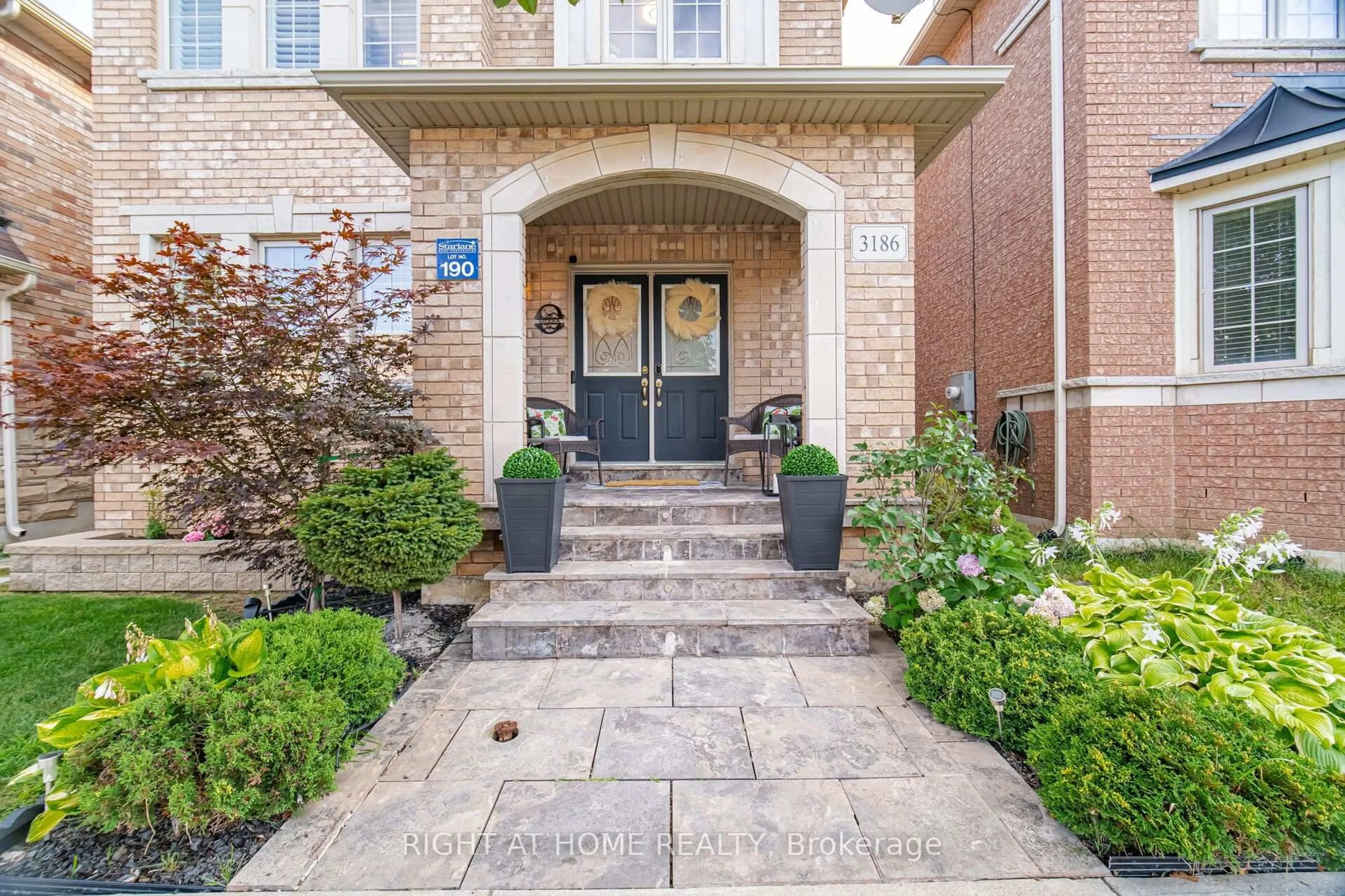 Home with brick exterior material, street for 3186 Robert Brown Blvd, Oakville Ontario L7M 0P2