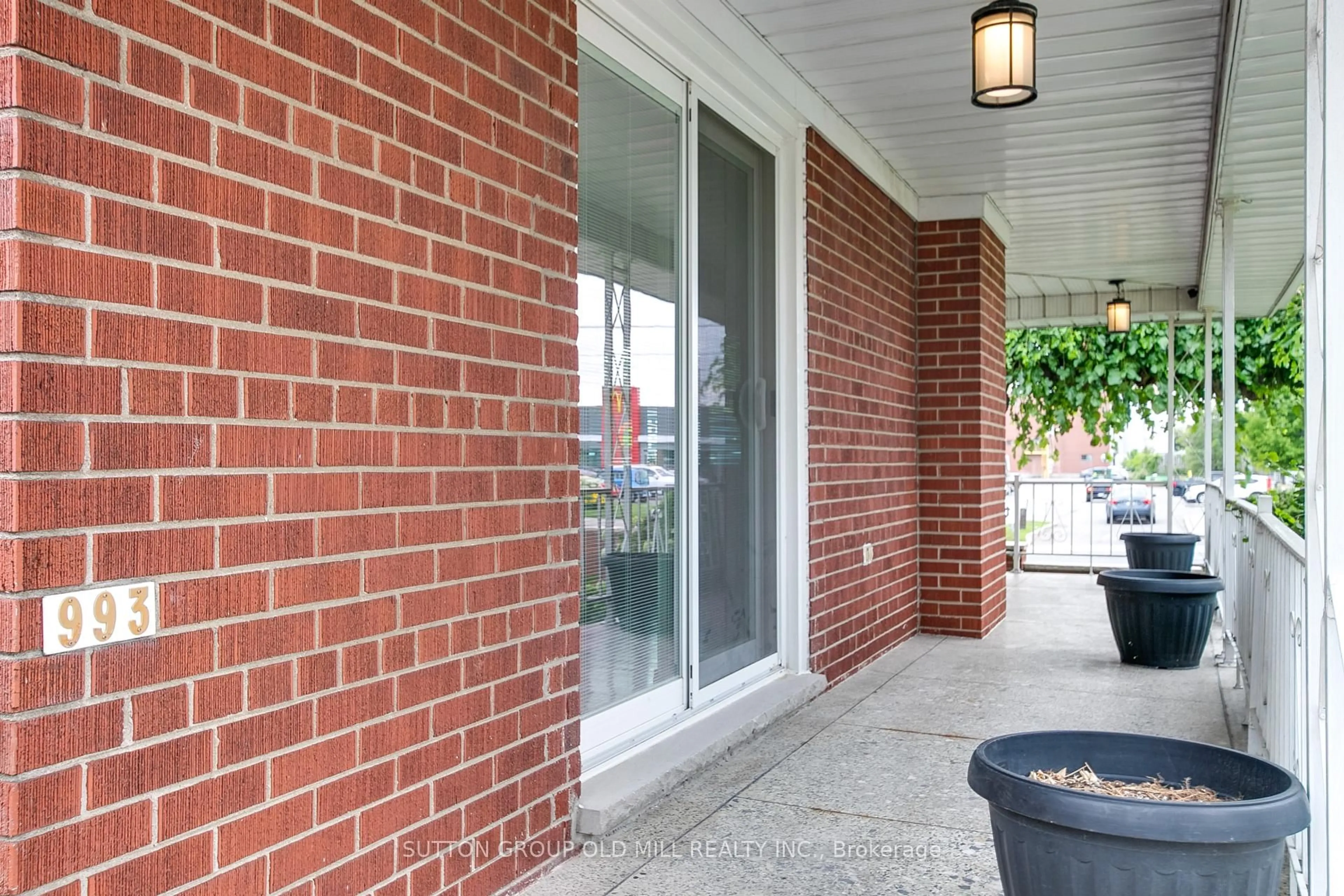 Unknown for 993 Islington Ave, Toronto Ontario M8Z 4R1