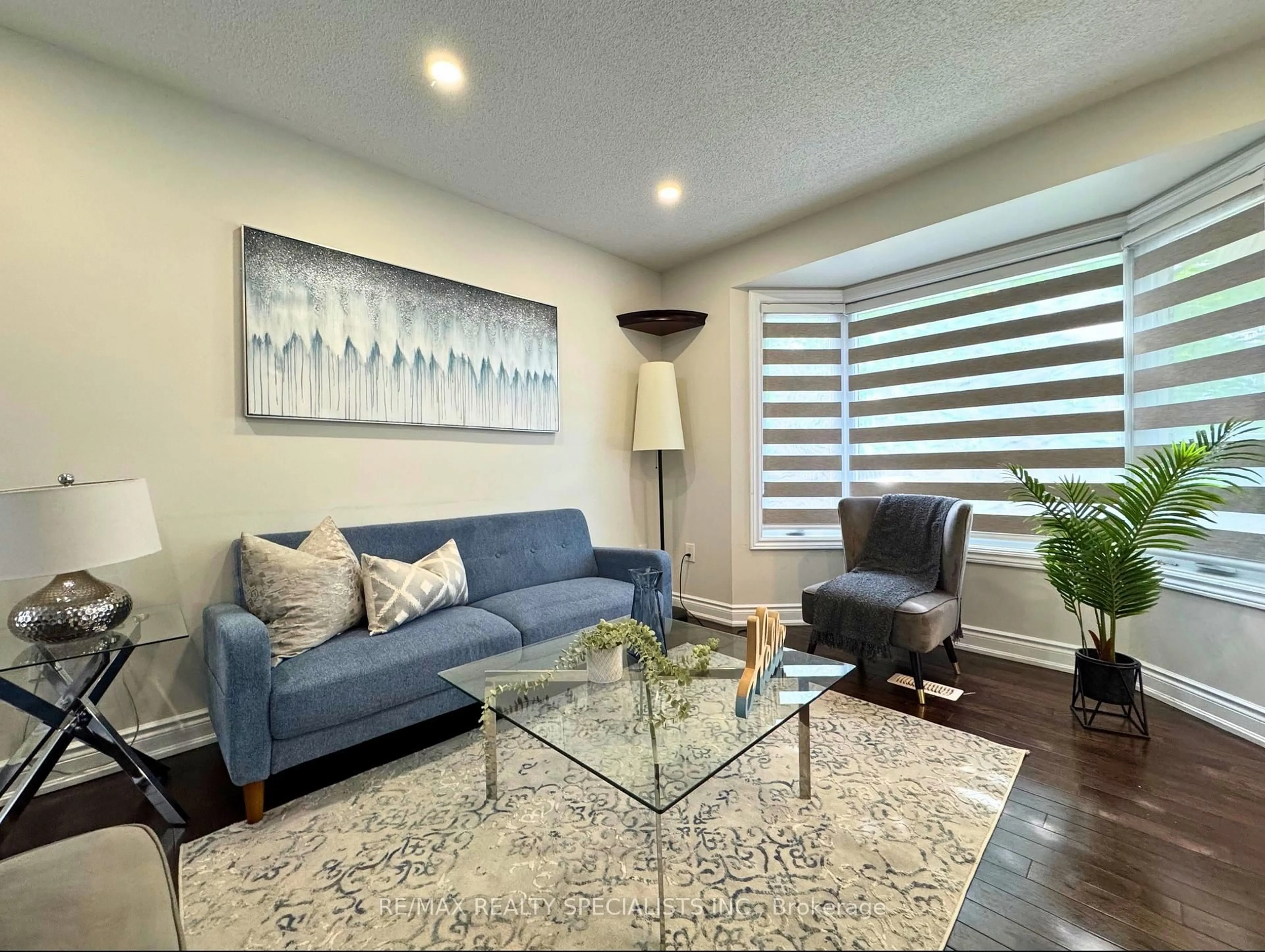 Living room with furniture, unknown for 22 Clayborne Ave, Brampton Ontario L7A 1N8