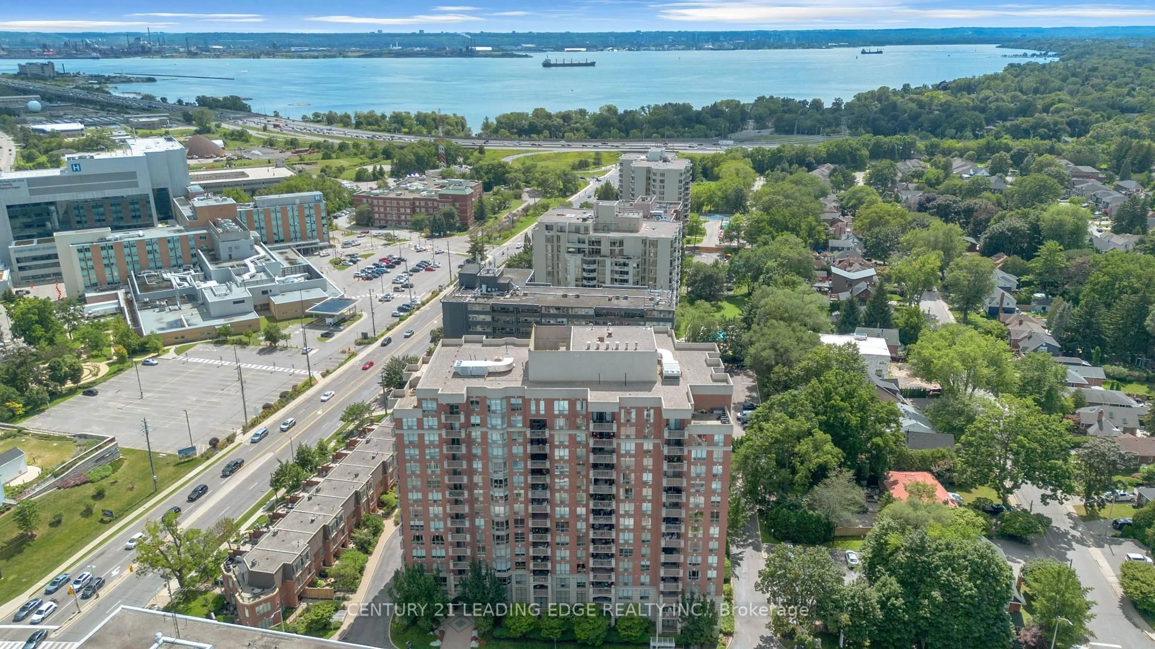 A pic from outside/outdoor area/front of a property/back of a property/a pic from drone, city buildings view from balcony for 442 Maple Ave Ave #403, Burlington Ontario L7S 2L7
