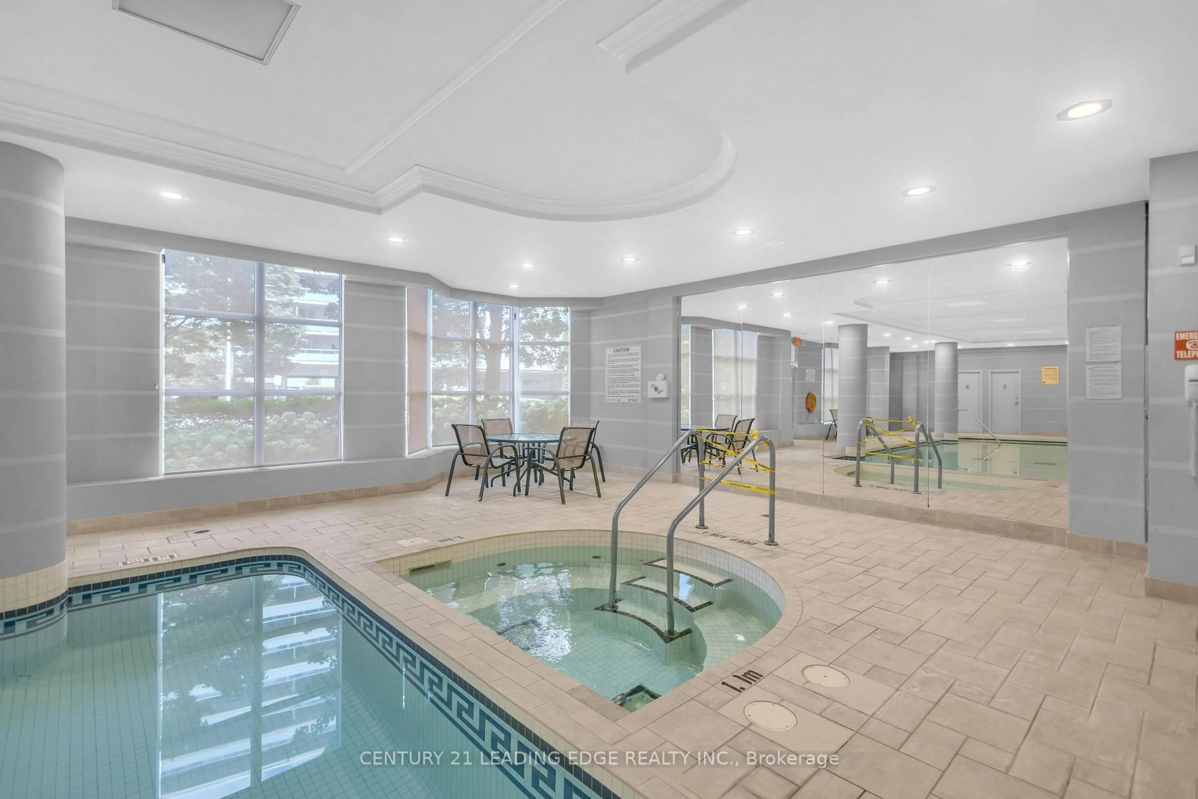 Pool for 442 Maple Ave Ave #403, Burlington Ontario L7S 2L7