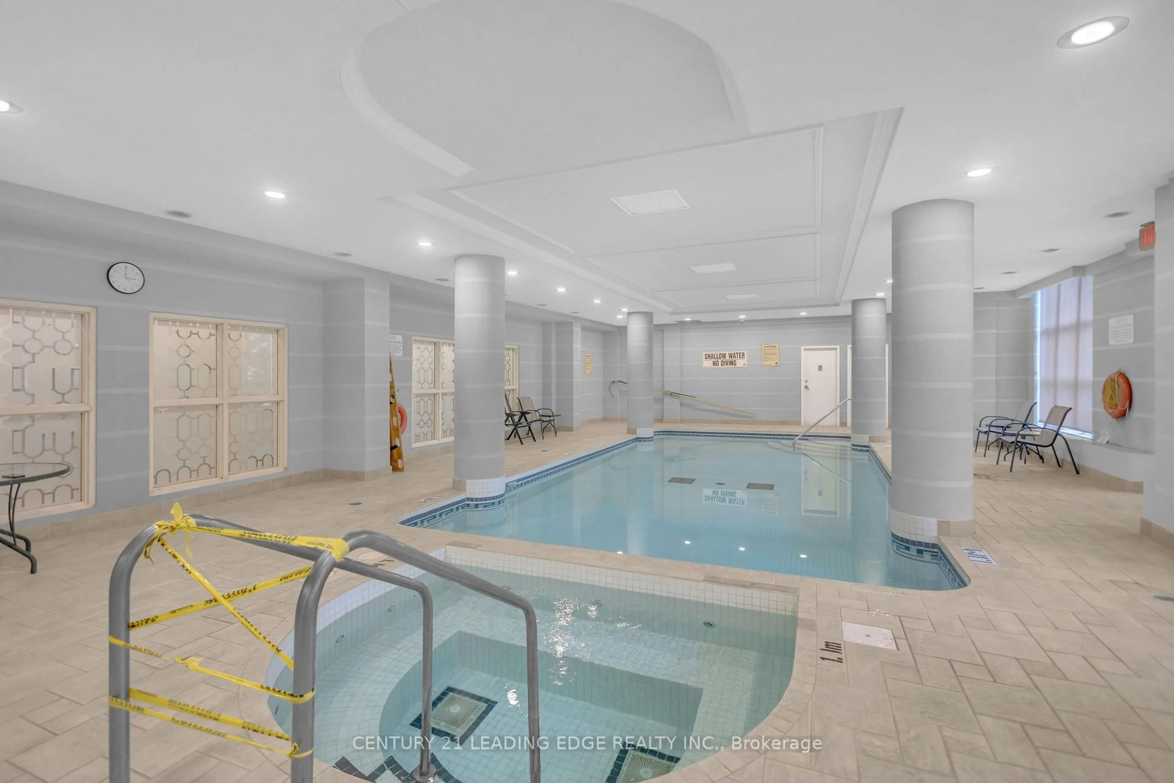 Pool for 442 Maple Ave Ave #403, Burlington Ontario L7S 2L7