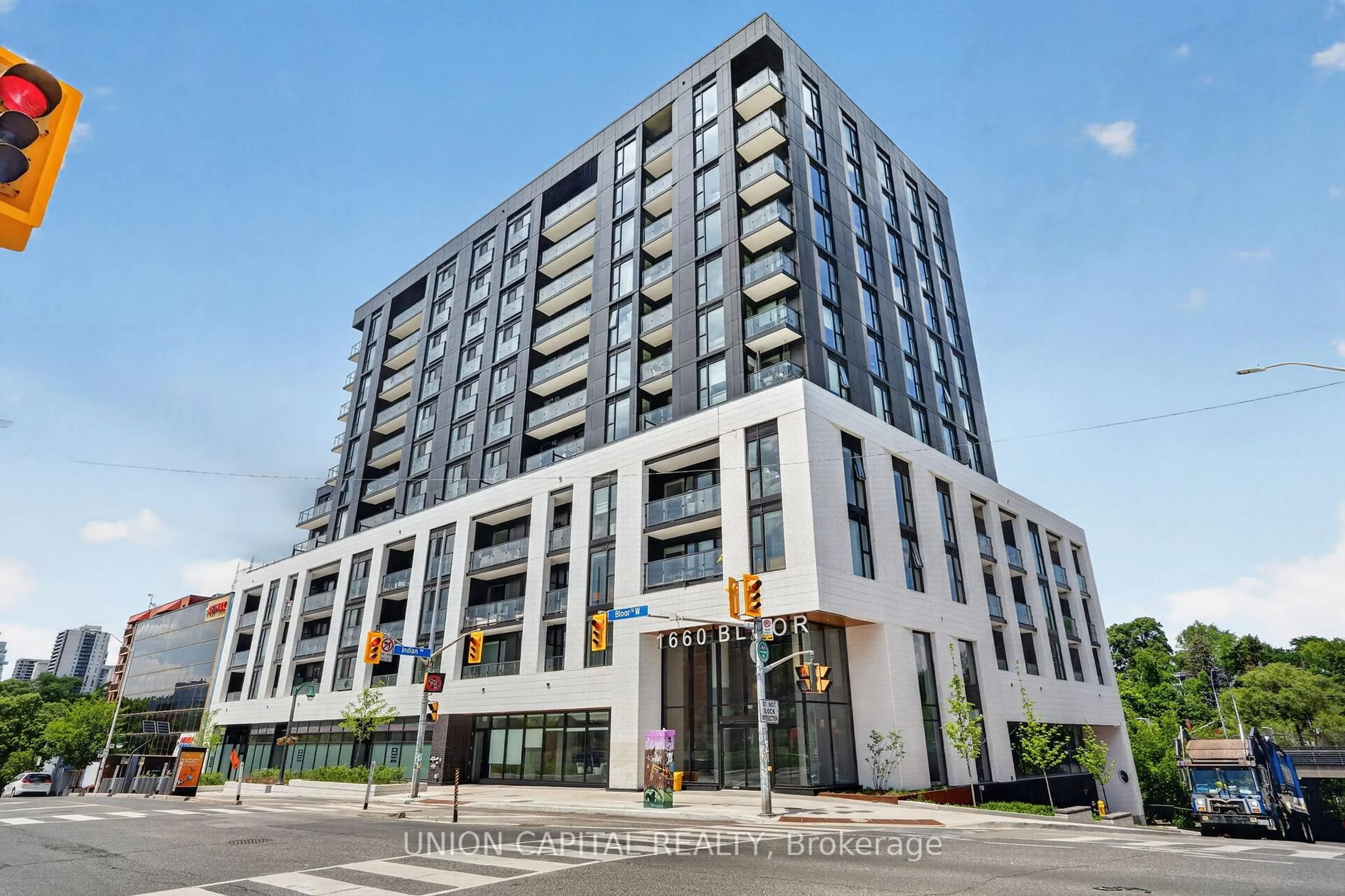Unknown for 1660 Bloor St #910, Toronto Ontario M6P 0C6