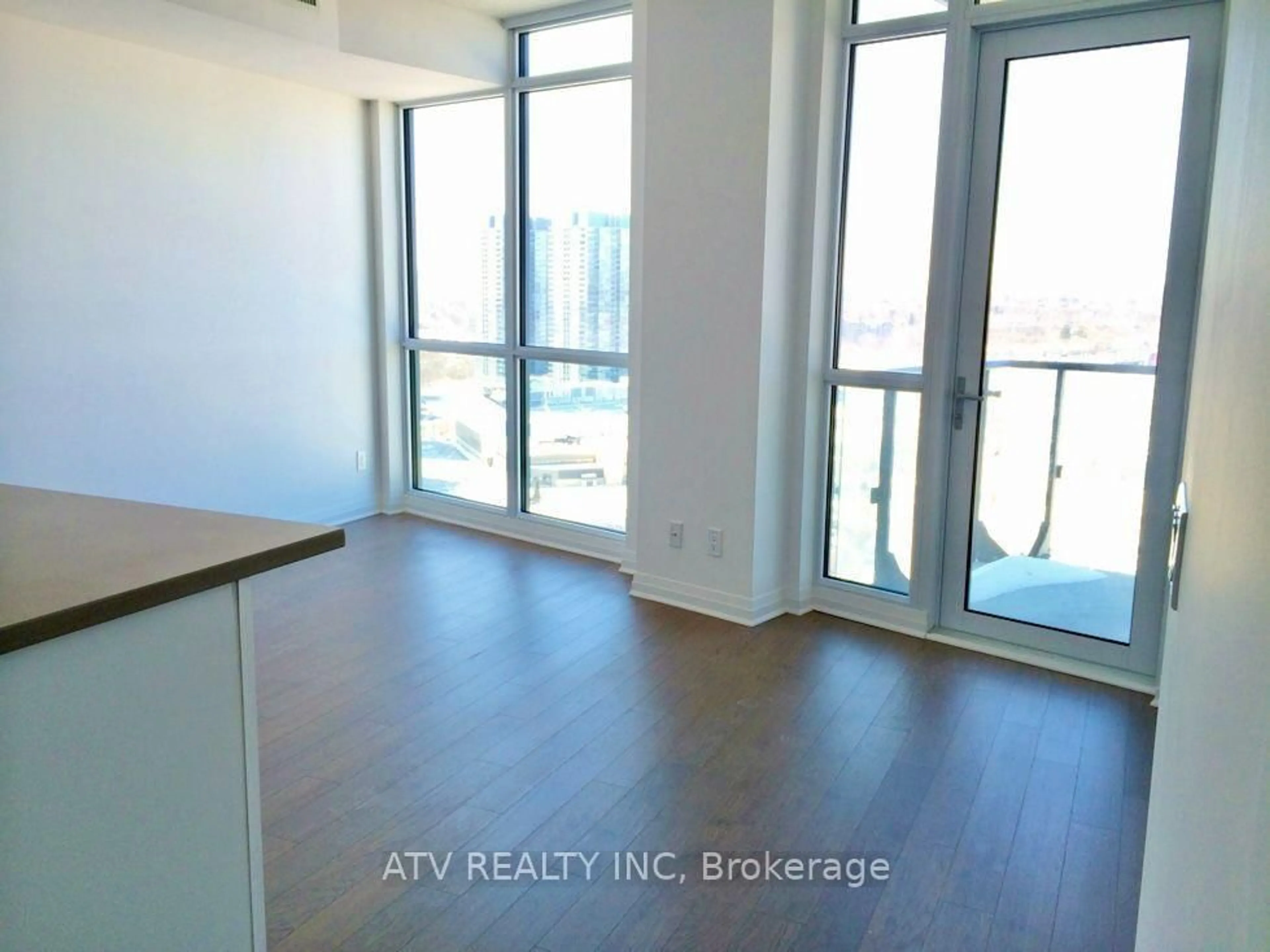 A pic of a room for 59 Annie Craig Dr #2008, Toronto Ontario M8V 0C4