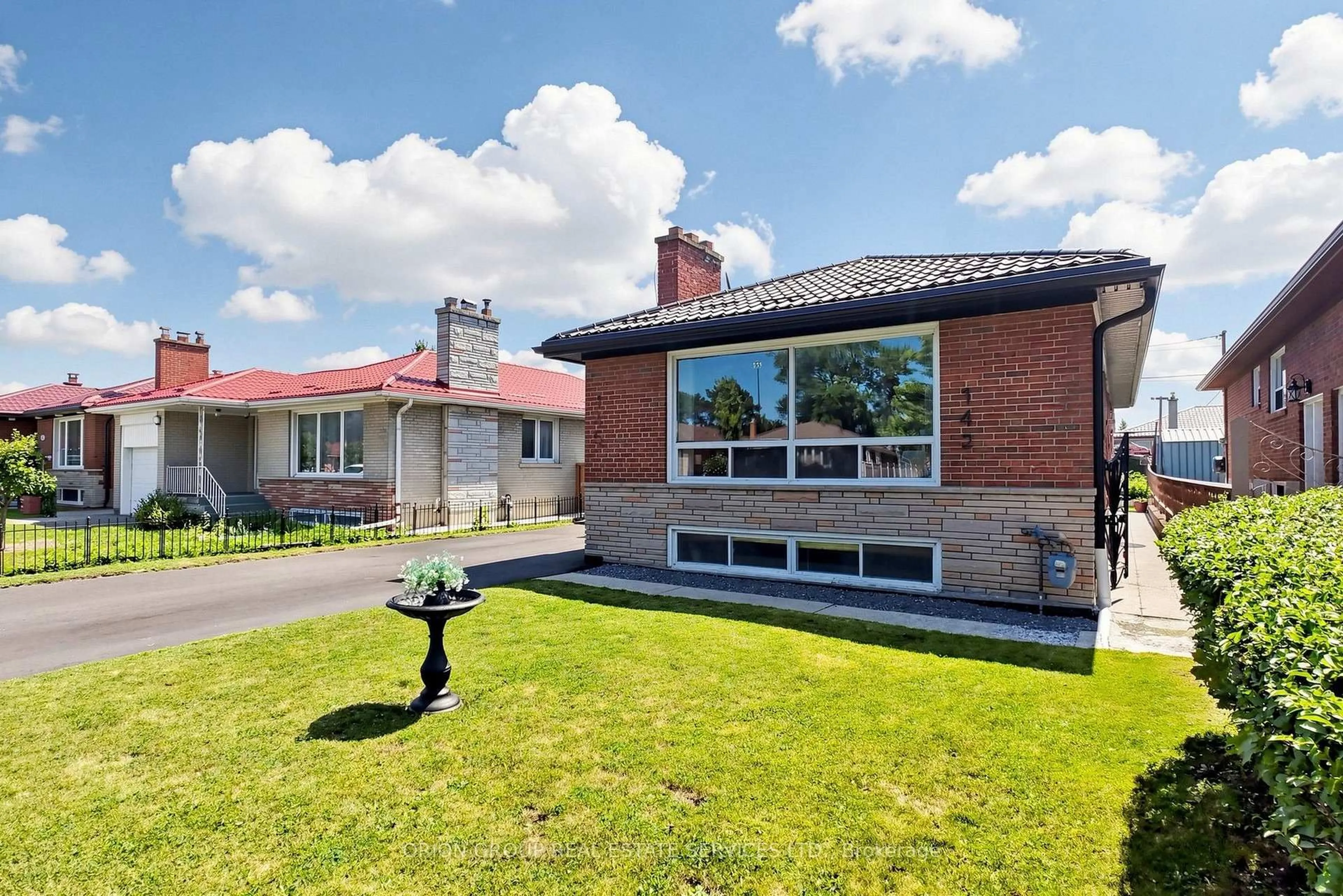 Home with brick exterior material, unknown for 145 Kingsview Blvd, Toronto Ontario M9R 1V7