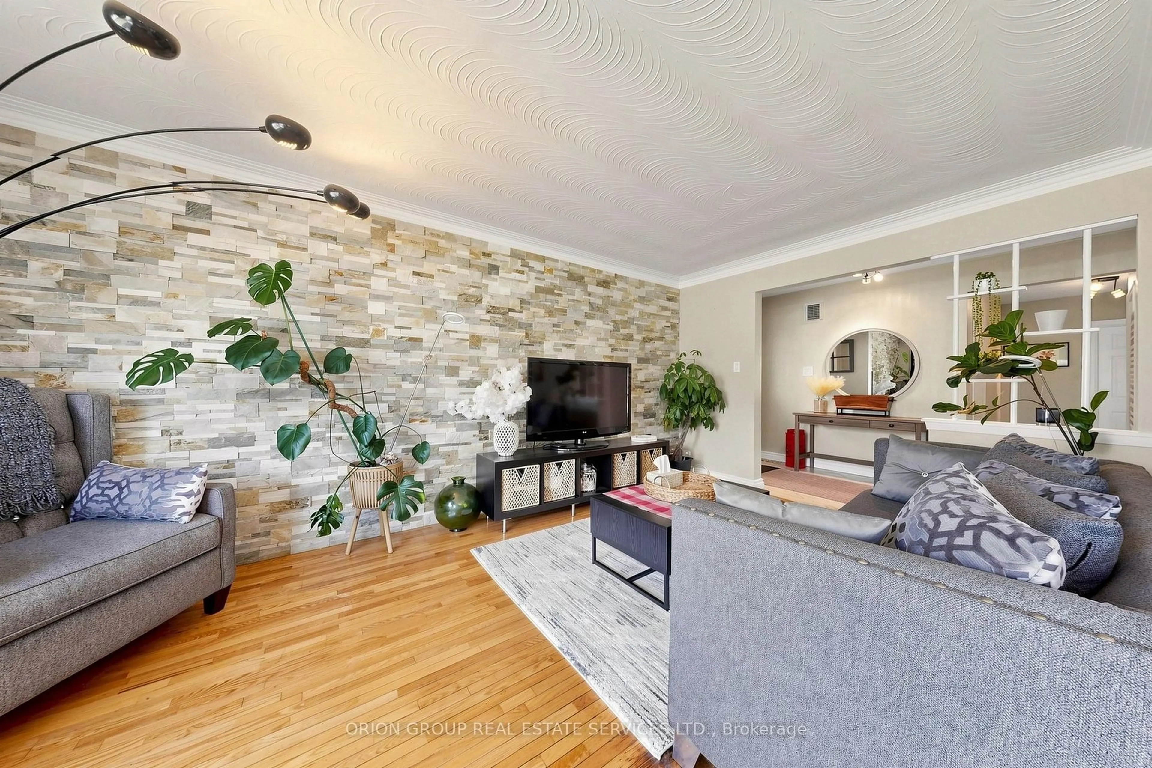 Living room with furniture, unknown for 145 Kingsview Blvd, Toronto Ontario M9R 1V7