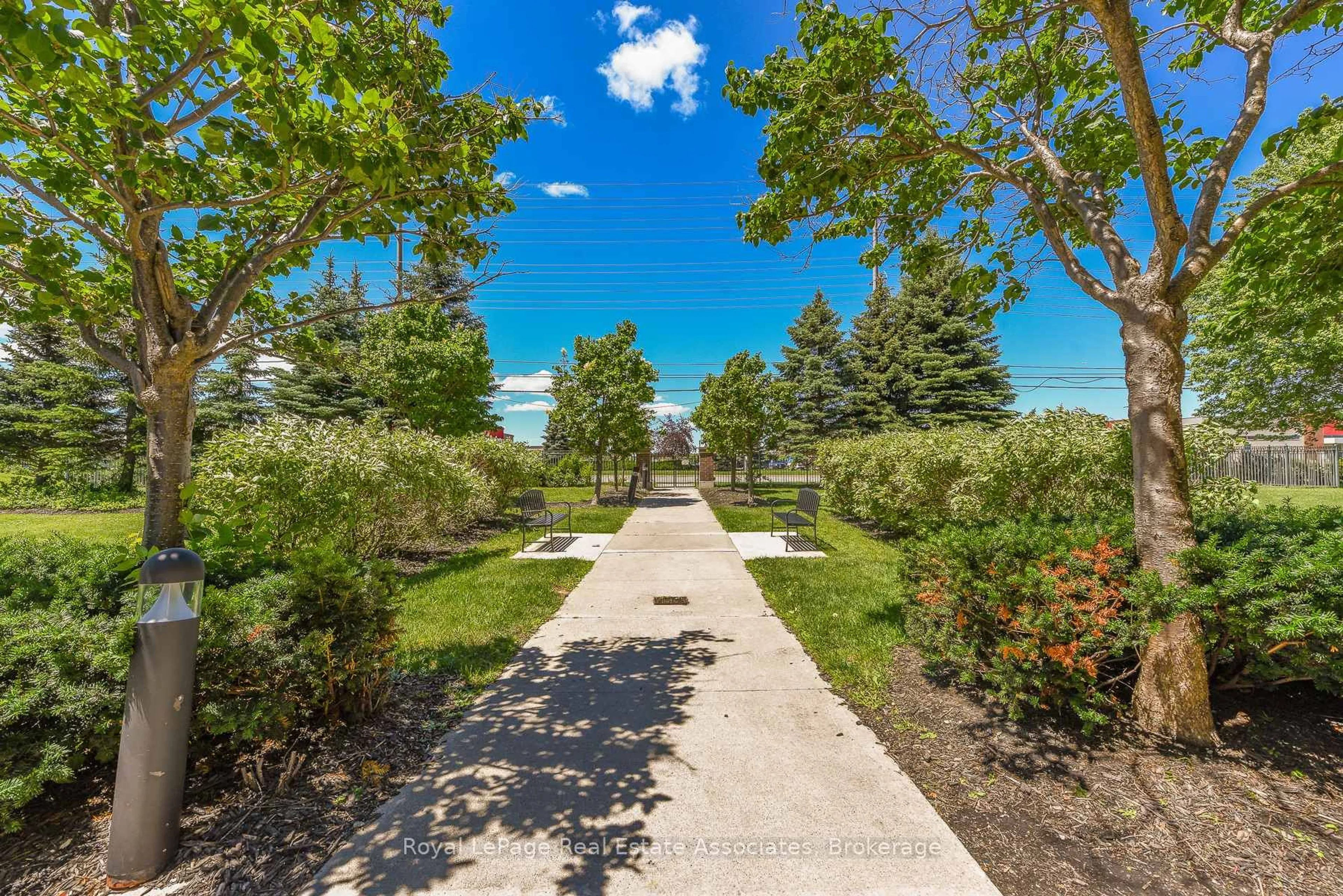 Patio, street for 4879 Kimbermount Ave #710, Mississauga Ontario L5M 7R8