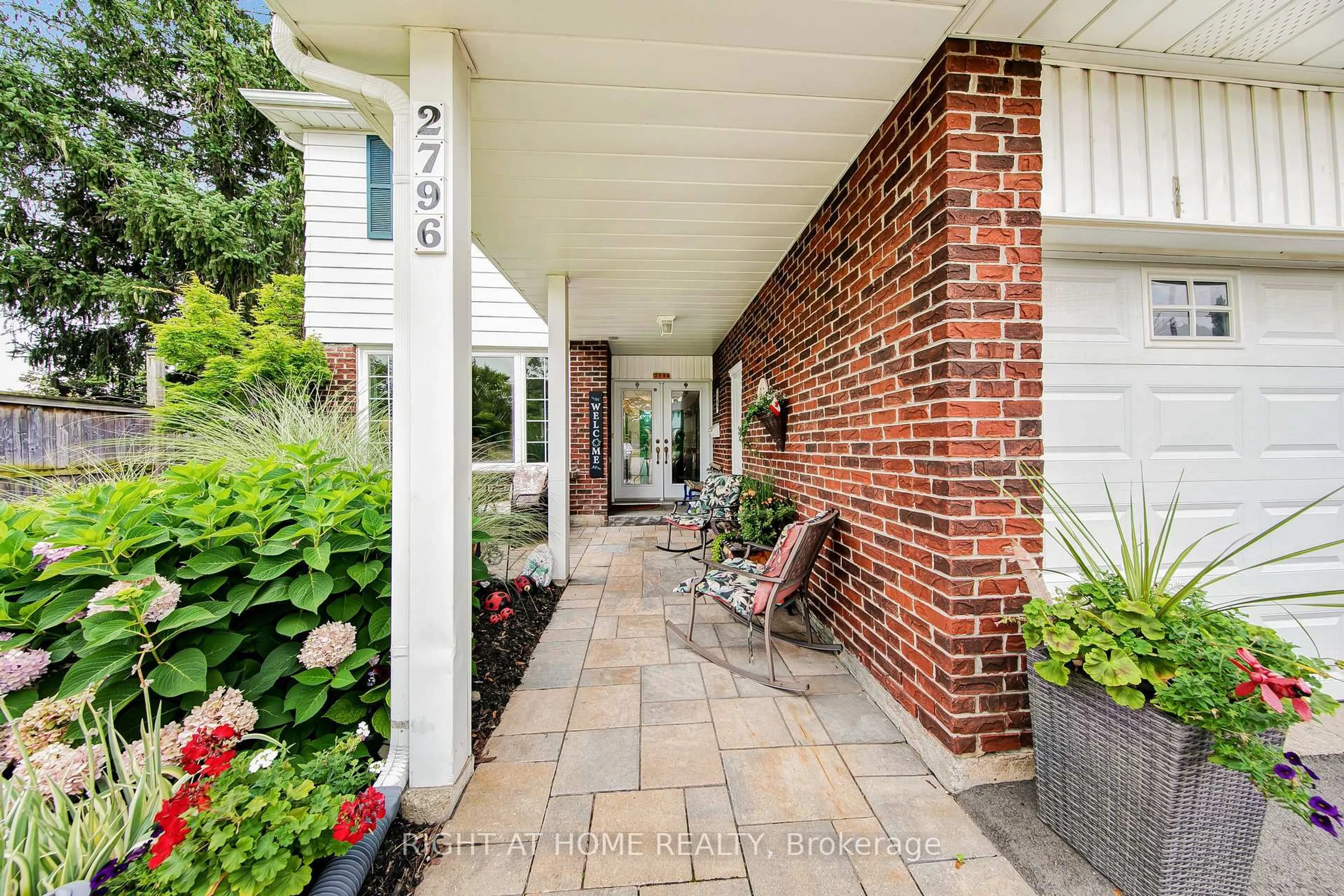 Patio, street for 2796 Tallberg Crt, Mississauga Ontario L5J 1T1