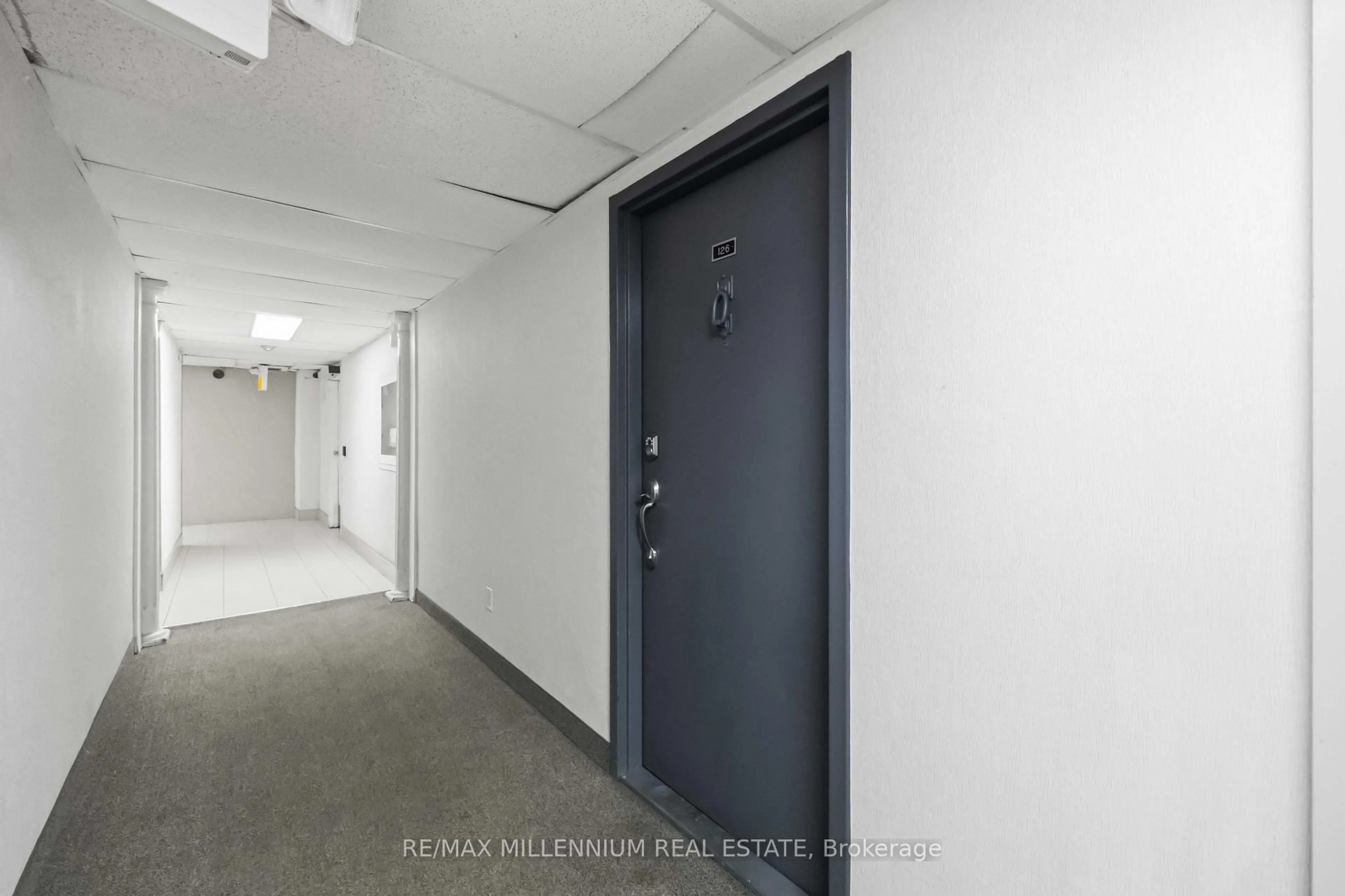 Unknown for 2645 Jane St #126, Toronto Ontario M3L 2J3